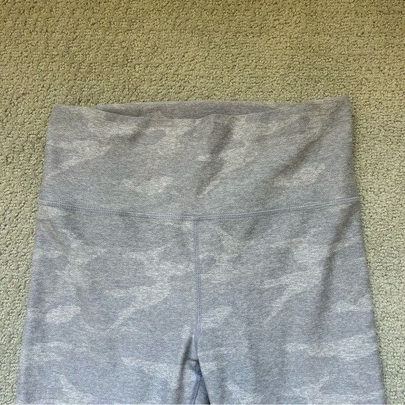 Vuori Vuori Clean Elevation Leggings Pale Heather Camo Women's Med Size 28" / US 6 / IT 42 - 6 Thumbnail
