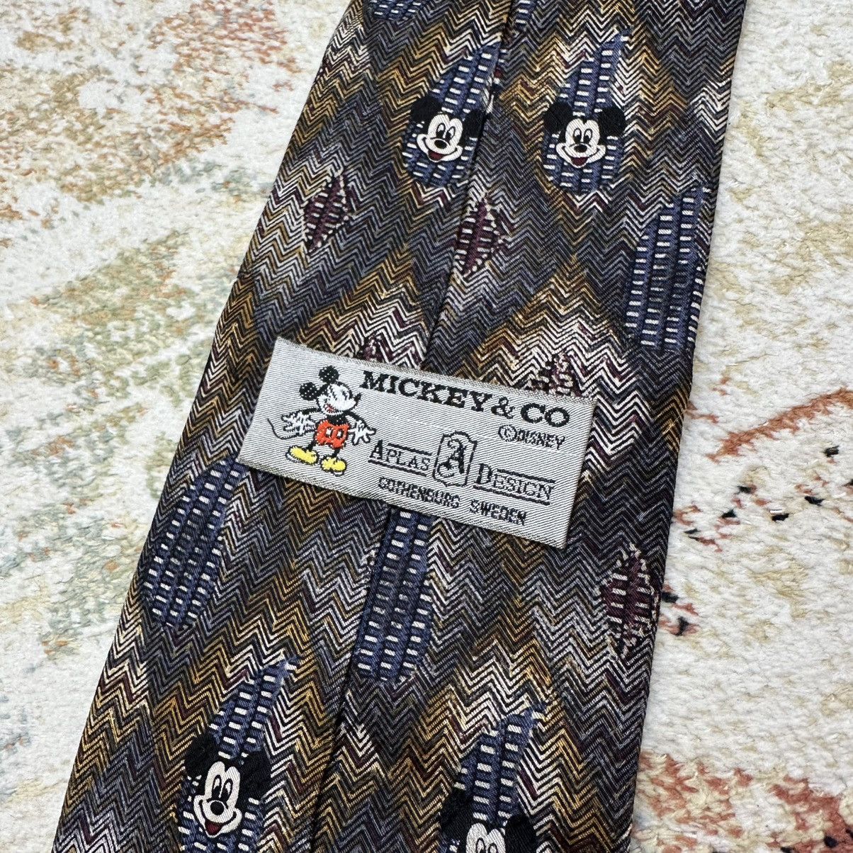 Designer × Mickey Mouse Vintage Mickey& CO Tie Disney Carton Silk 90s UsA old money Size ONE SIZE - 7 Thumbnail