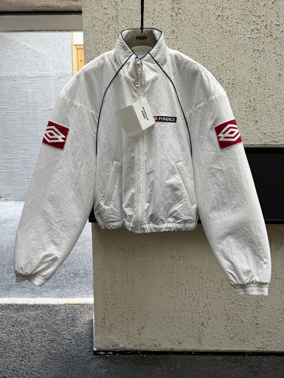 PROJECT G/R PROTOCOL INDEX EXAGGERATED SHOULDER AIR JACKET-WHITE Size US M / EU 48-50 / 2 - 7 Thumbnail