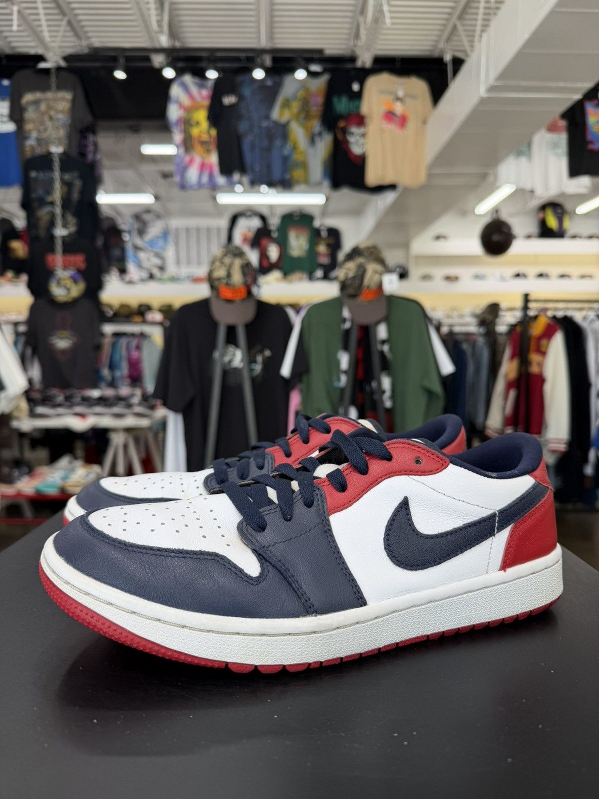 Jordan Brand Jordan 1 Low Golf USA Size 8.5 (2024) Size US 8.5 / EU 41-42 - 1 Thumbnail