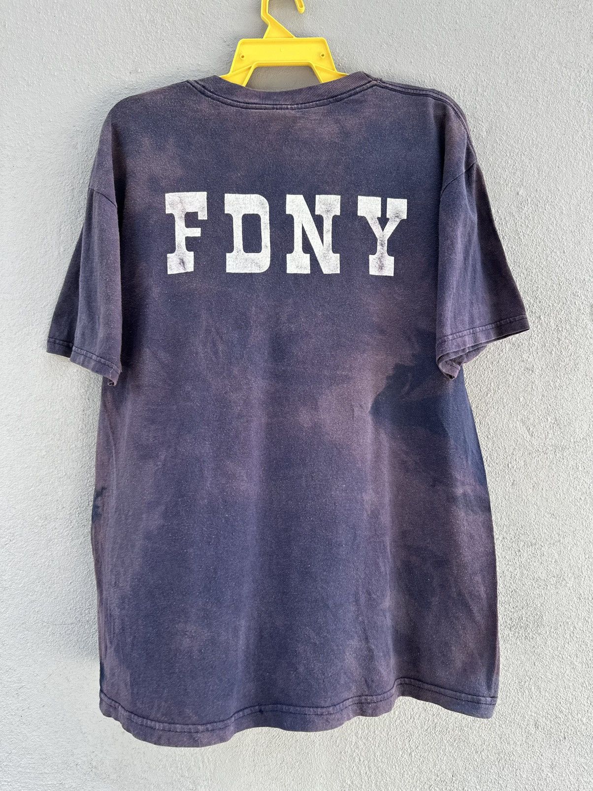 Rap Tees Thrashed Vintage FDNY House On The Hill Brony Sun Faded T Size US L / EU 52-54 / 3 - 1 Thumbnail
