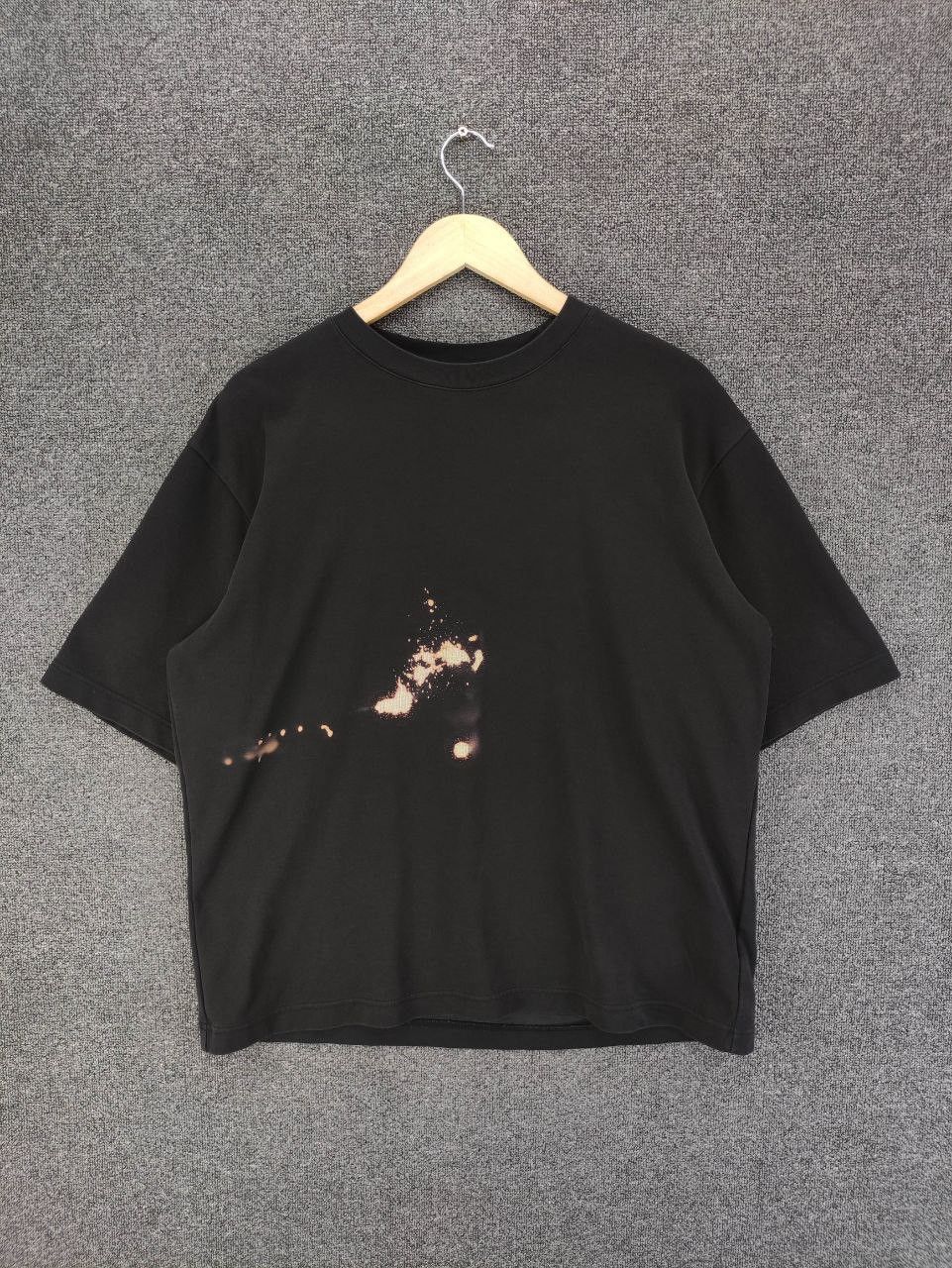 Japanese Brand Uniqlo X Lemaire Acid Wash Tee Size US XL / EU 56 / 4 - 1 Thumbnail