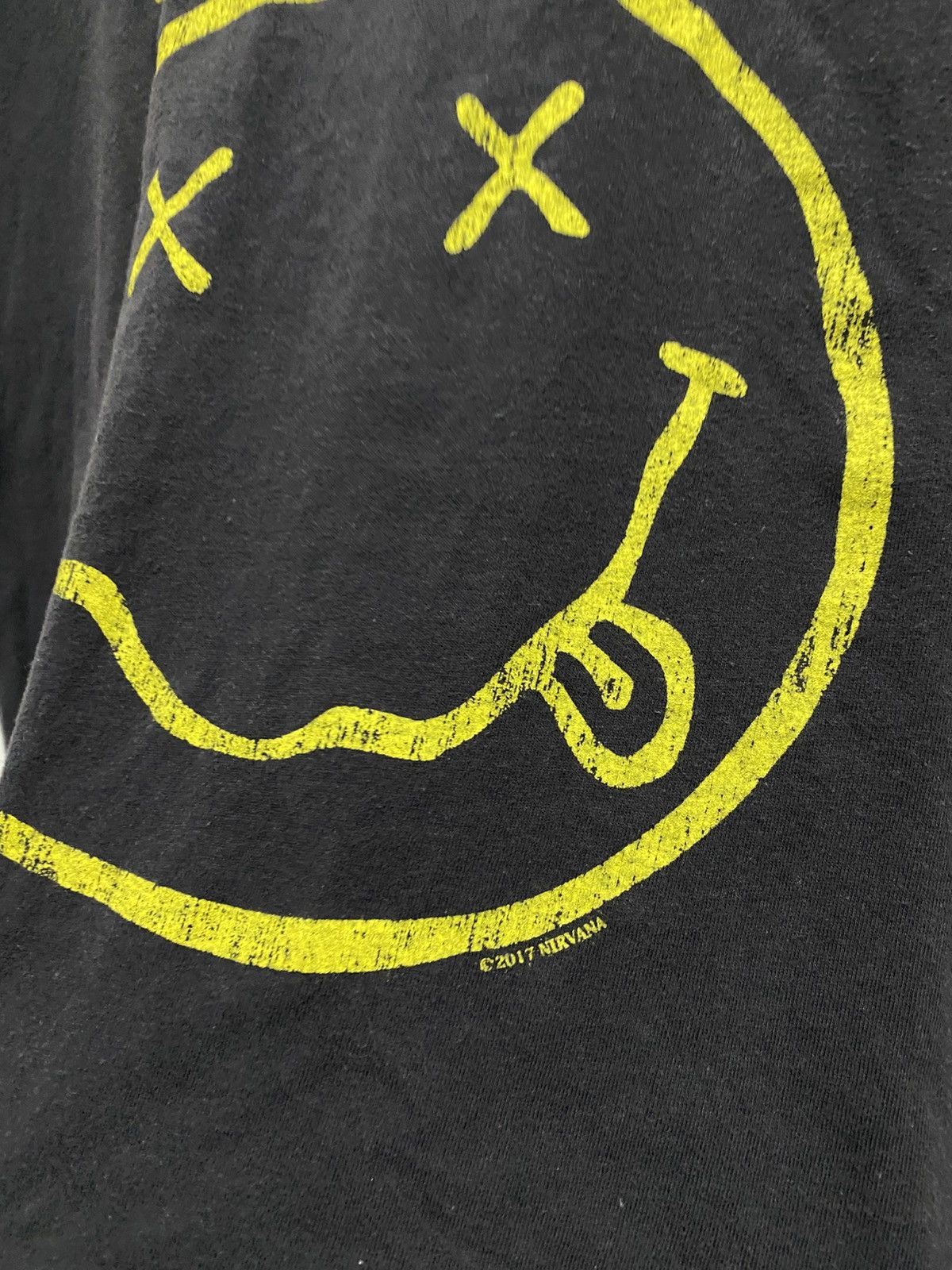 Band Tees Vintage Nirvana Smiles 2017 Size US M / EU 48-50 / 2 - 4 Thumbnail