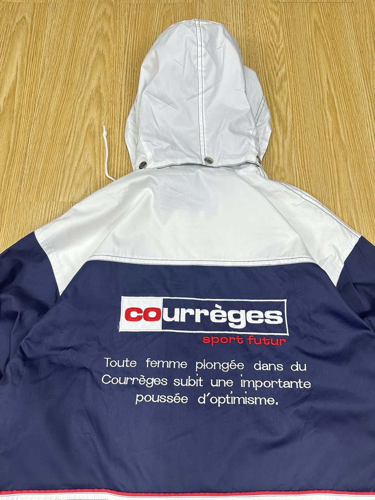 Courreges Courreges Nylon Windbreaker Vintage Jacket Z207 Size US L / EU 52-54 / 3 - 5 Thumbnail