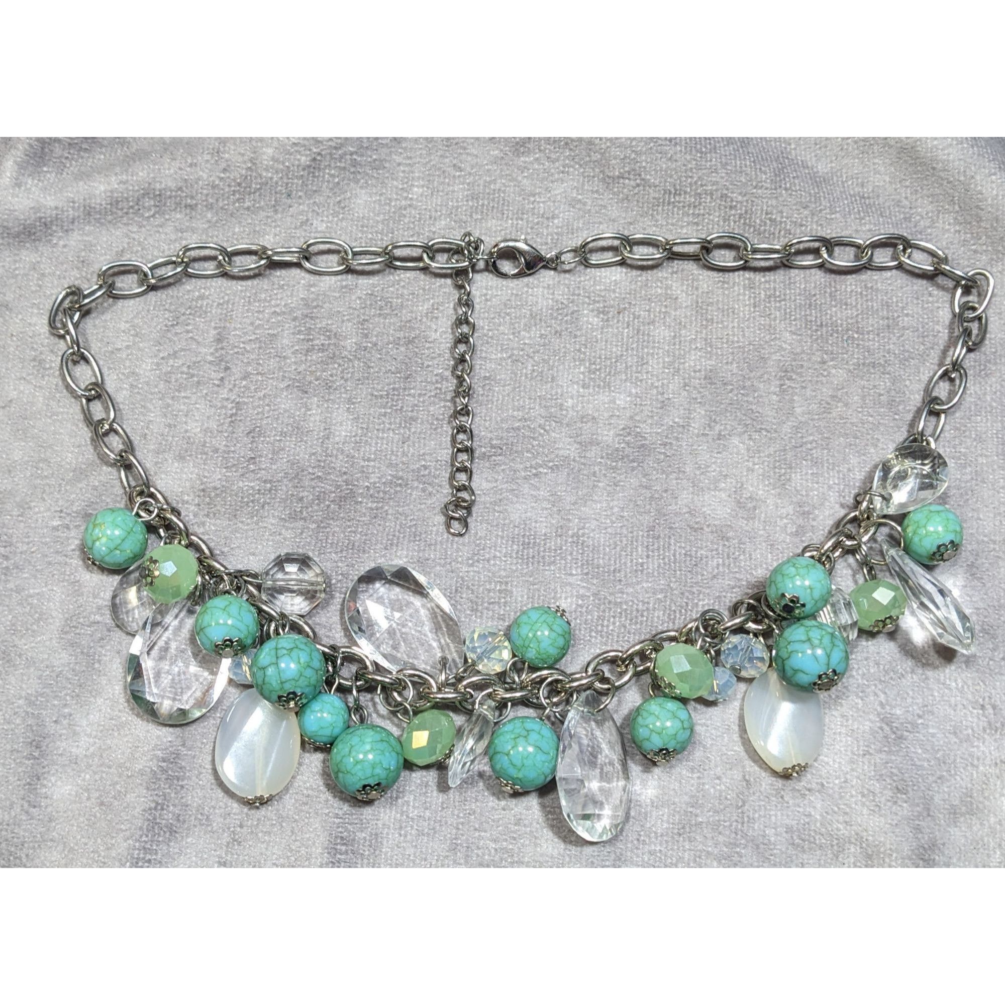 Other Vintage Clear And Faux Turquoise Beaded Cluster Charm Neckla Size ONE SIZE - 5 Thumbnail