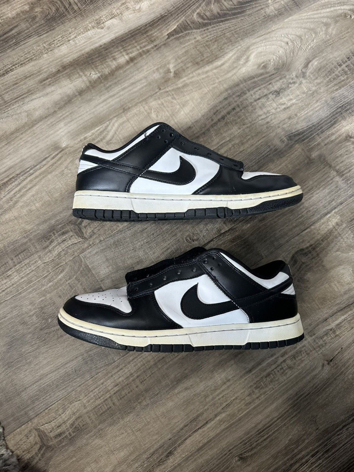 Nike Panda Nike Dunk Low Size US 9 / EU 42 - 1 Thumbnail