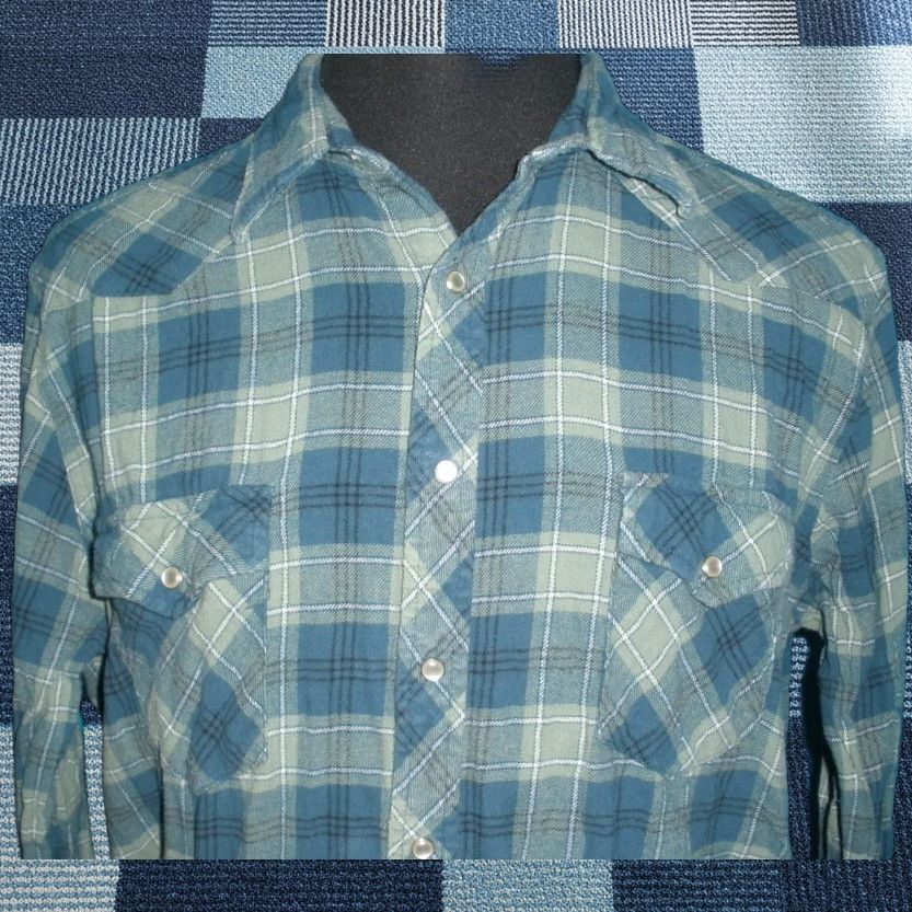 Wrangler Wrangler Shirt Mens Large Plaid Button-Up Long Sleeve Pearl Snap Casual Western Modern Plaid Shirt Size US L / EU 52-54 / 3 - 1 Thumbnail