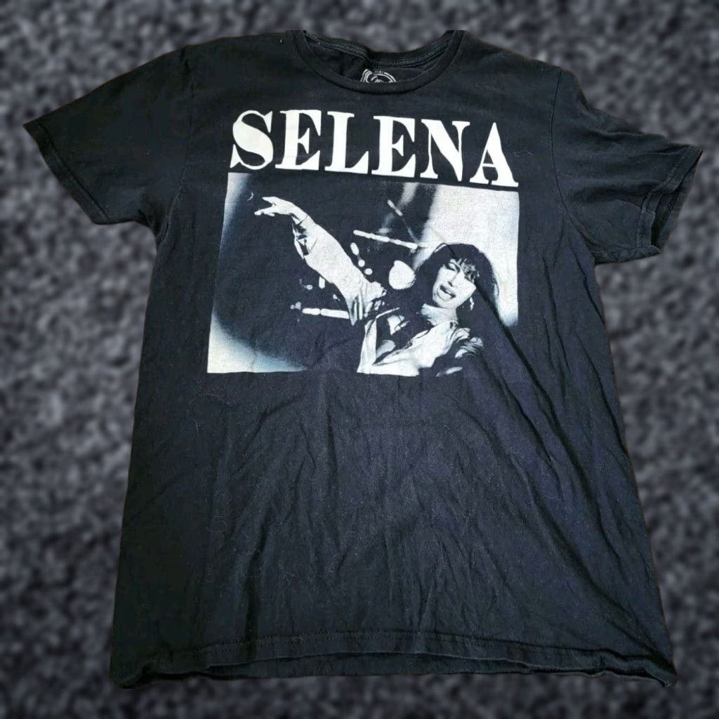 Vintage Selena Quintanilla Official Black Band Tee Unisex Adult Medium Size US M / EU 48-50 / 2 - 1 Thumbnail