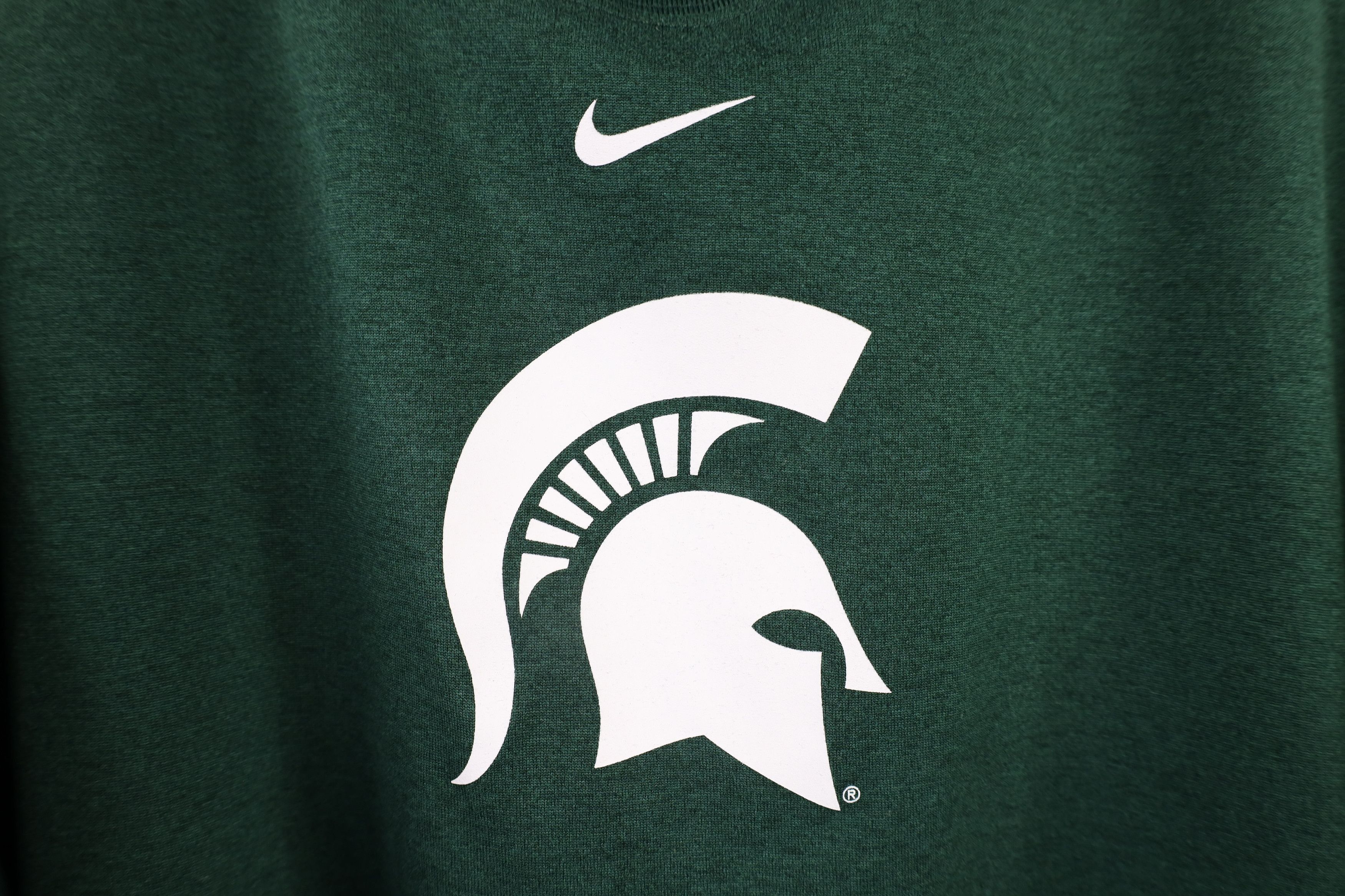 Nike Nike Center Swoosh Michigan State University T-Shirt Green Size US XL / EU 56 / 4 - 4 Thumbnail
