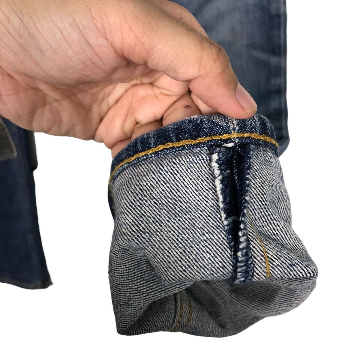 Acne Studios Acne Studios Iconic Swedish Slim Jeans Size 28" / US 6 / IT 42 - 16 Thumbnail