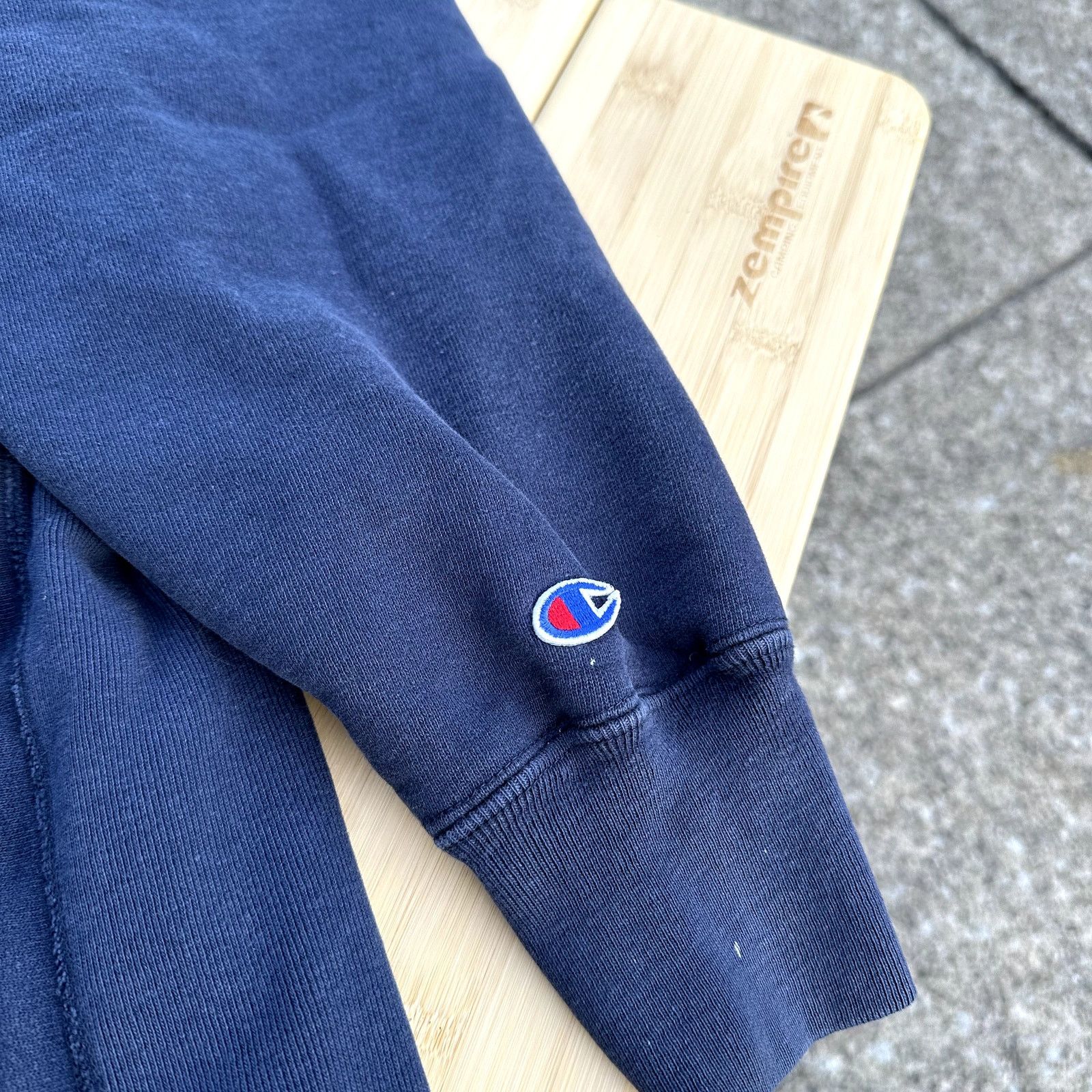 Champion × Japanese Brand Vintage Champion Reverse Weave Sweatshirt Size Large 90s Size US L / EU 52-54 / 3 - 3 Thumbnail