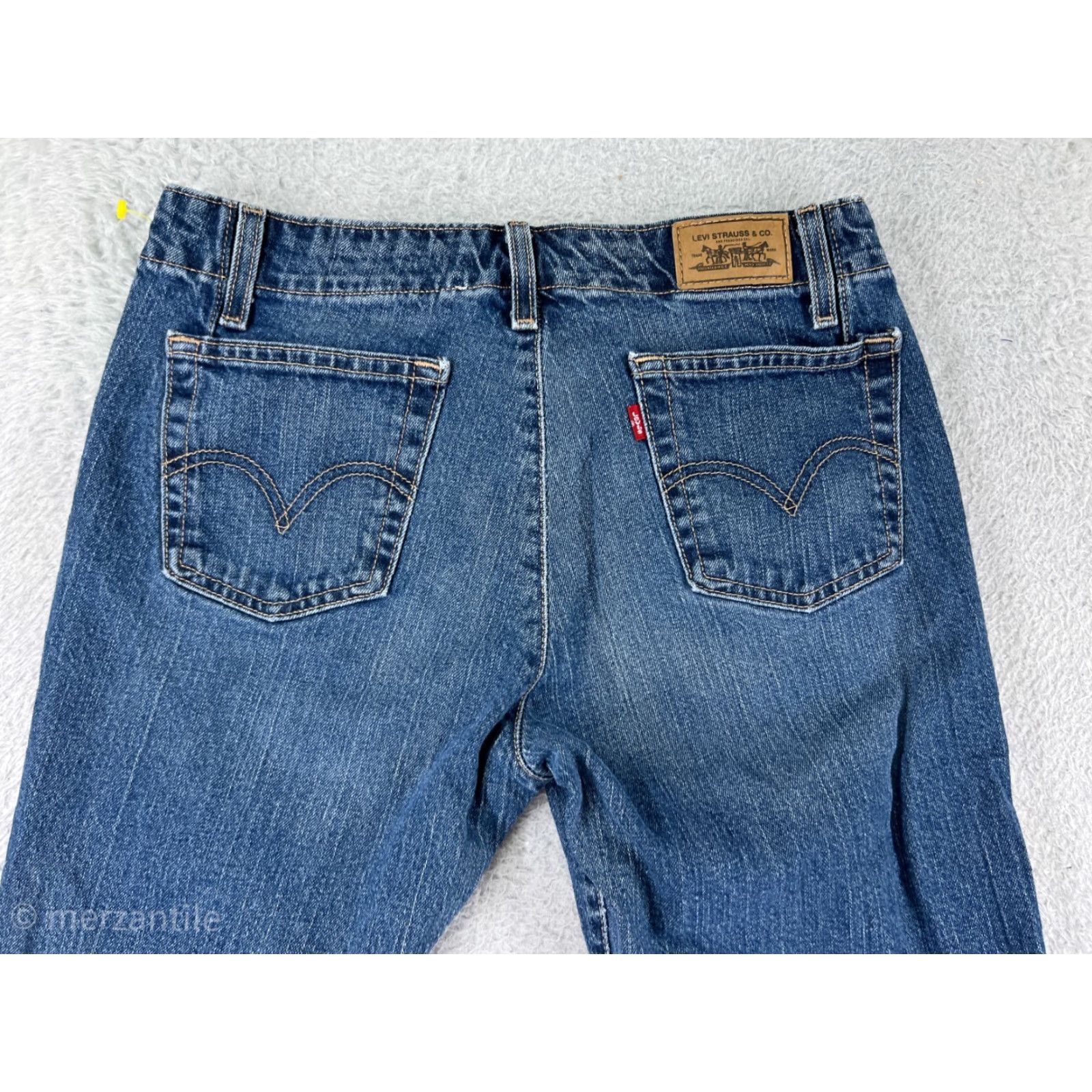 Levi's Levi's Jeans Women 8 Blue Denim 515 Bootcut Zip Mid Rise 29x28 Cotton Blend Denim Jeans Size 30" / US 8 / IT 44 - 3 Thumbnail