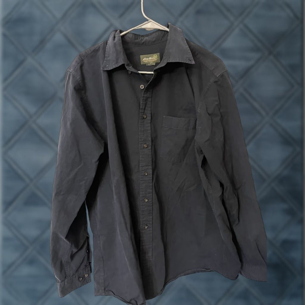 Eddie Bauer VINTAGE Eddie Bauer Solid Black Button Down Shirt Reg Fit Size LT Tall Size US L / EU 52-54 / 3 - 1 Thumbnail