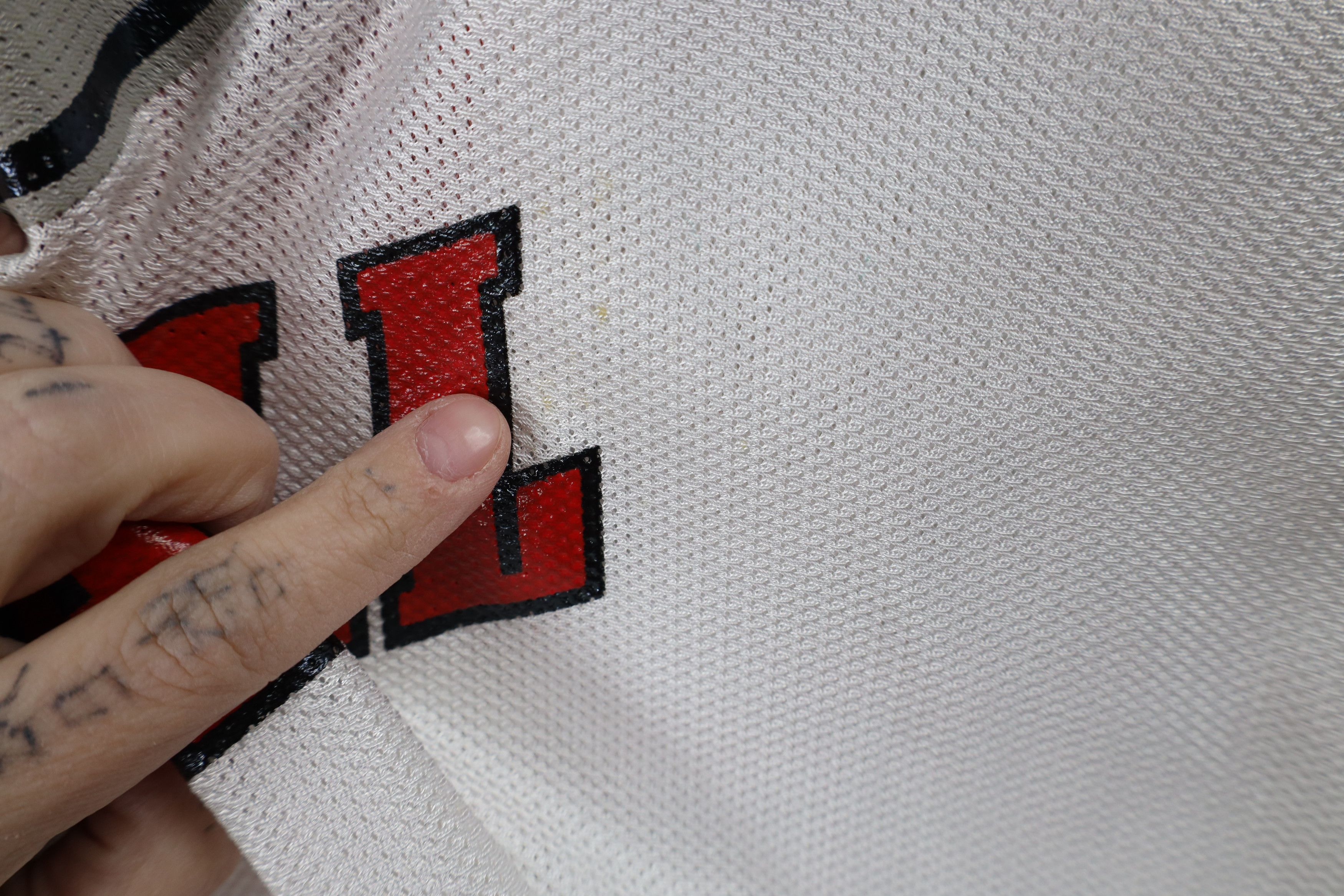 Vintage Vintage 90s Bedford Football Mesh Football Jersey White USA Size US XL / EU 56 / 4 - 7 Thumbnail