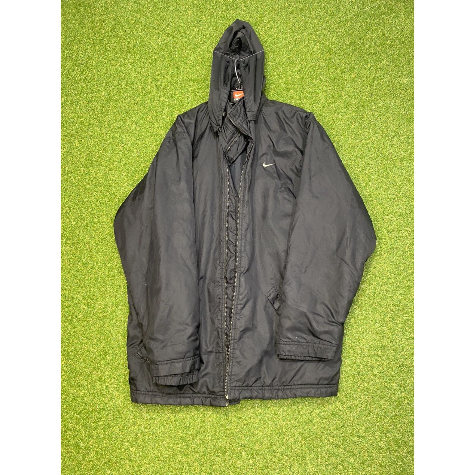 Nike VINTAGE Nike Jacket Mens L Black Puffer Softshell Zip Hooded Logo Big Swoosh Check Wind-Resistant Water-Resistant 90s 00s Y2K Size US L / EU 52-54 / 3 - 2 Thumbnail