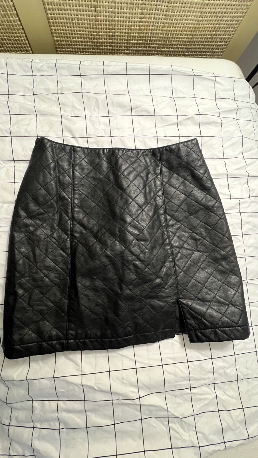 Forever 21 Black skirt forever 21 S sized Size 28" / US 6 / IT 42 - 2 Thumbnail