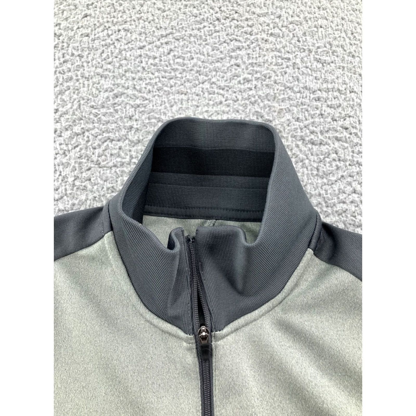 Nike Nike Sweatshirt Womens Large Gray Quarter Zip Mock Neck Pullover Jacket Dri-FIT Activewear Sports 1/4 Zip Mens Womens Girls Boys Size L / US 10 / IT 46 - 7 Thumbnail