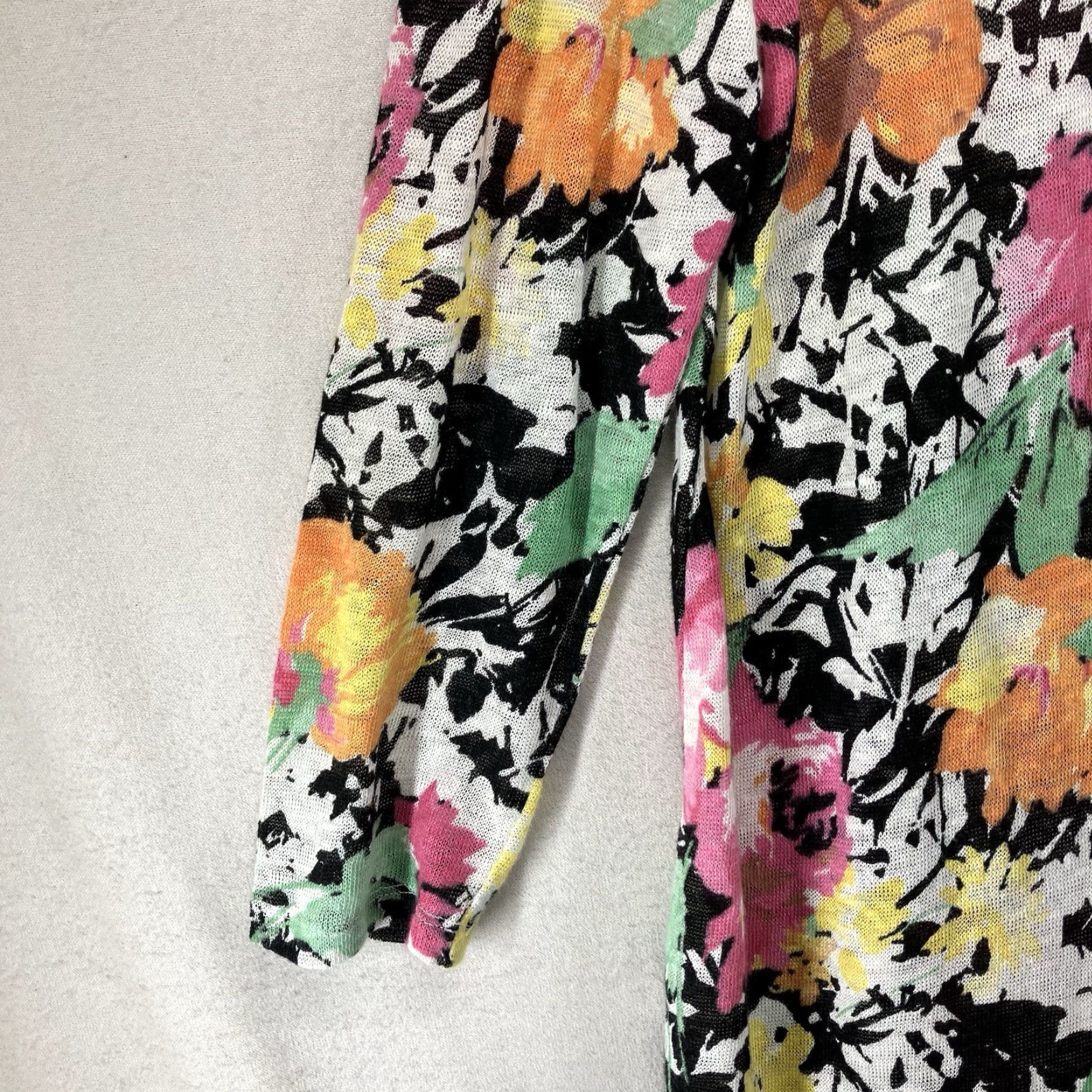 Ralph Lauren Lauren Ralph Lauren Blouse Women Lightweight Floral Linen Pullover Top Various Colors Sizes S Size S / US 4 / IT 40 - 6 Thumbnail