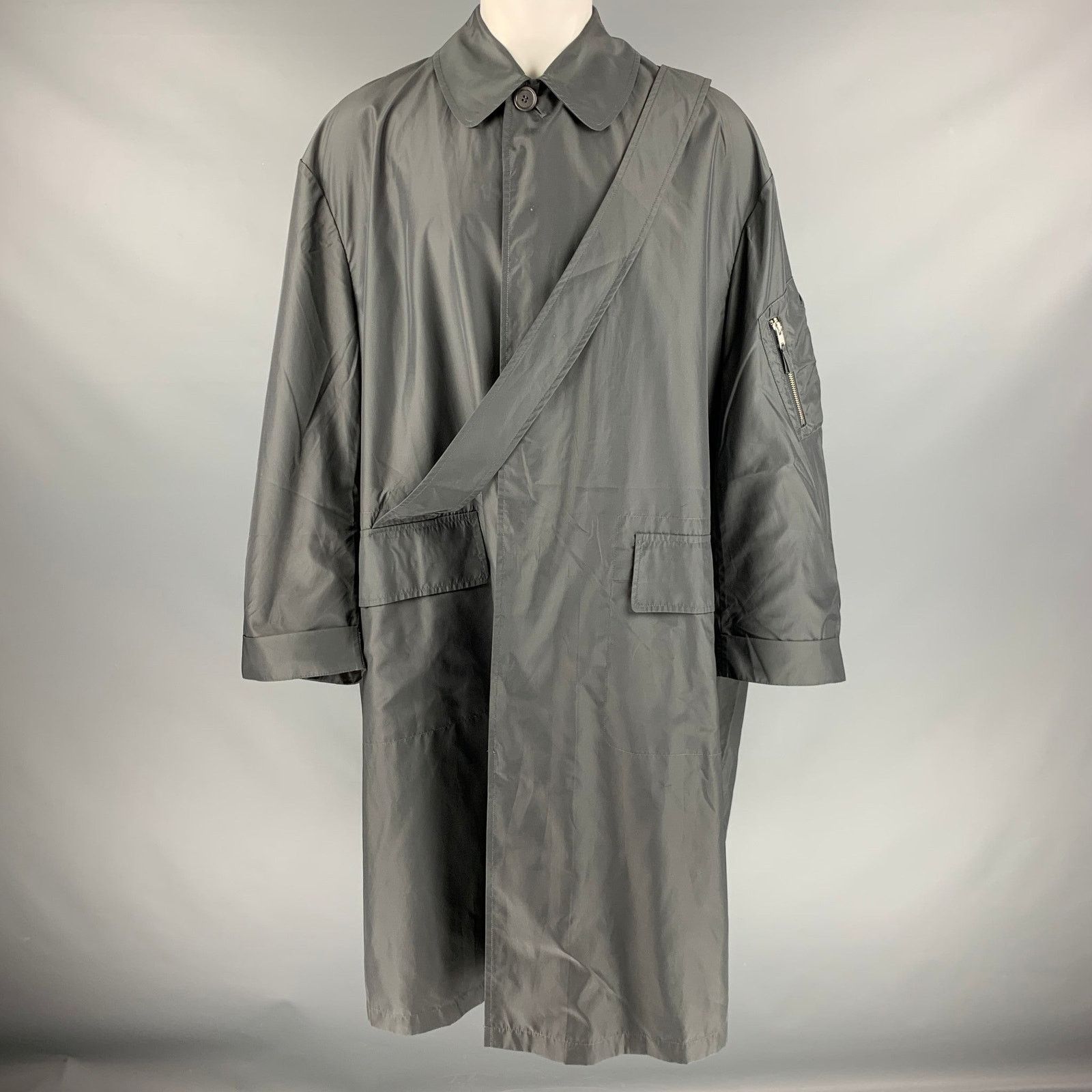 Vintage VINTAGE Size M Grey Polyester Windbreaker Coat Size US M / EU 48-50 / 2 - 1 Thumbnail