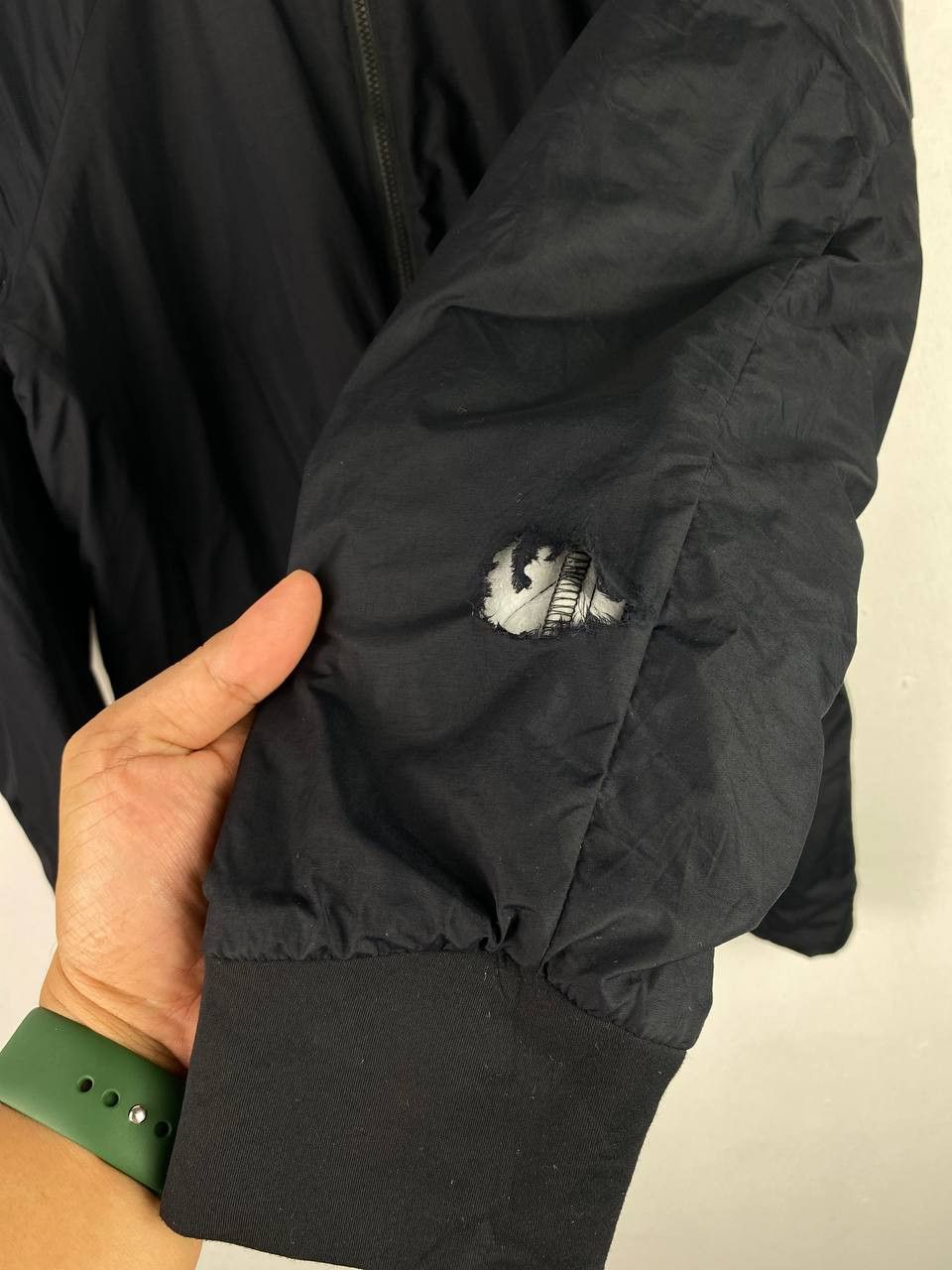 Oakley oakley nylon bomber jacket very nice design distressed Size US M / EU 48-50 / 2 - 11 Thumbnail