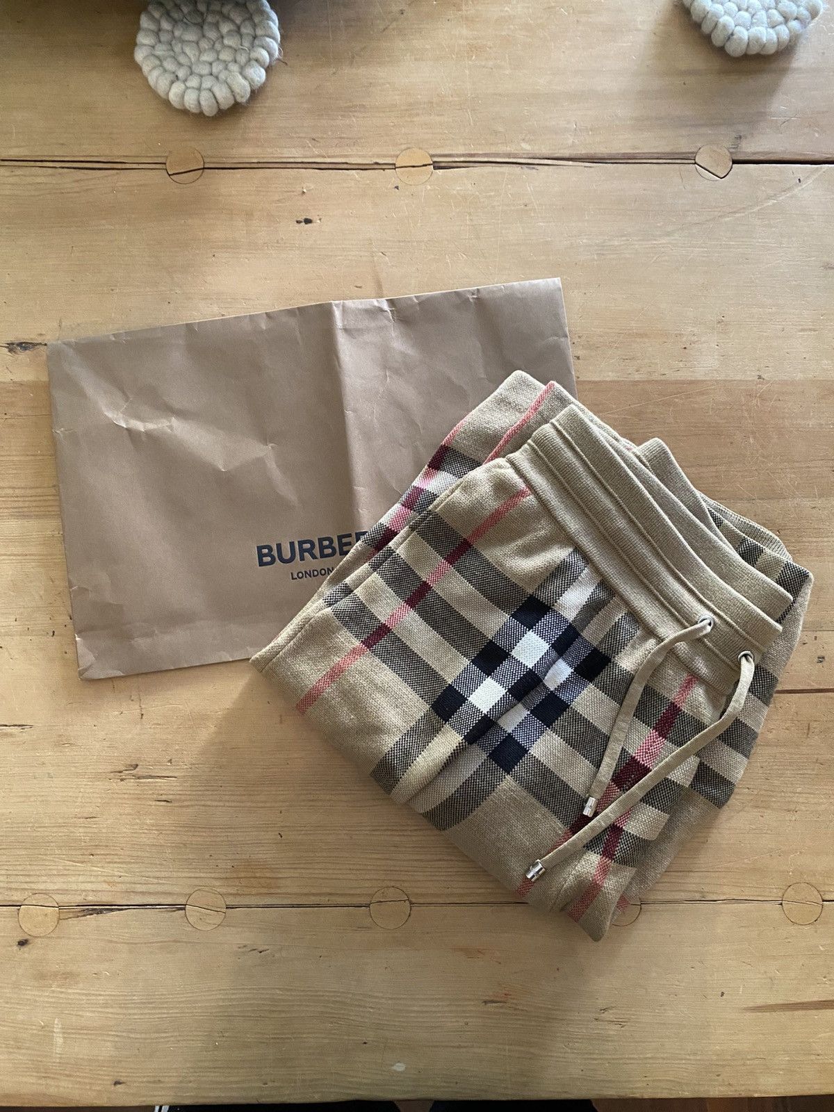 Burberry Burberry cashmere shorts Size US 32 / EU 48 - 1 Thumbnail
