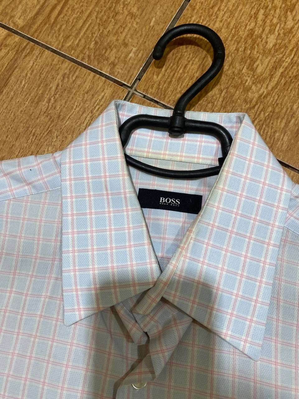 Hugo Boss HUGO BOSS Men’s Casual Shirt SHORT Sleeve Everyday Wear Size US L / EU 52-54 / 3 - 2 Thumbnail