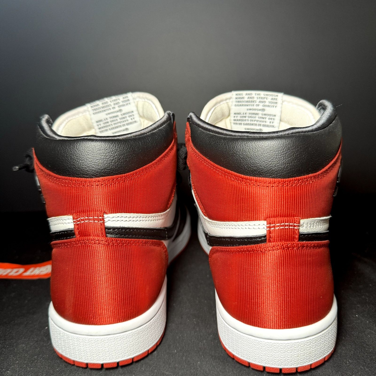Jordan Brand × Nike Wmns Nike Air Jordan 1 Retro High Satin Black Toe - Size 8 Size US 8 / IT 38 - 8 Thumbnail