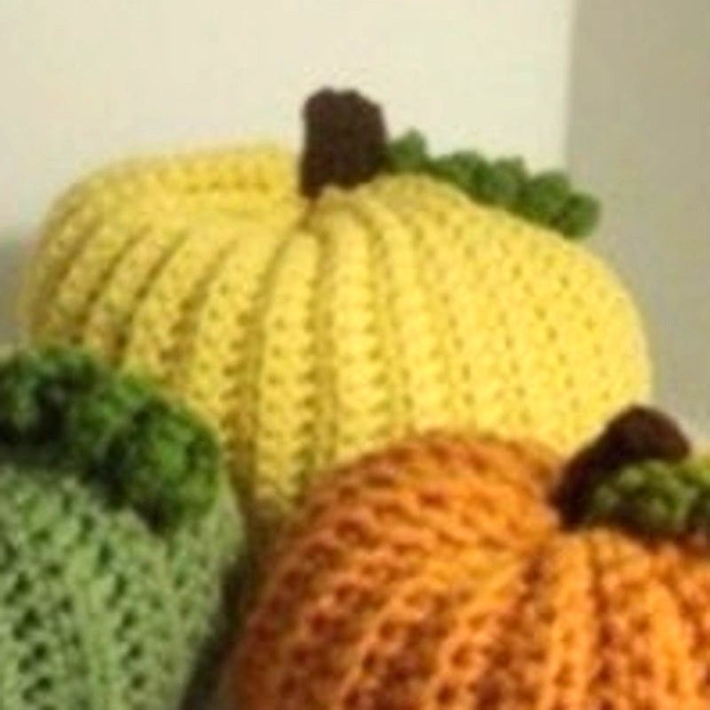 Handmade NWT Handmade Crocheted Pumpkin Set of 3 by Dawny Size ONE SIZE - 3 Thumbnail
