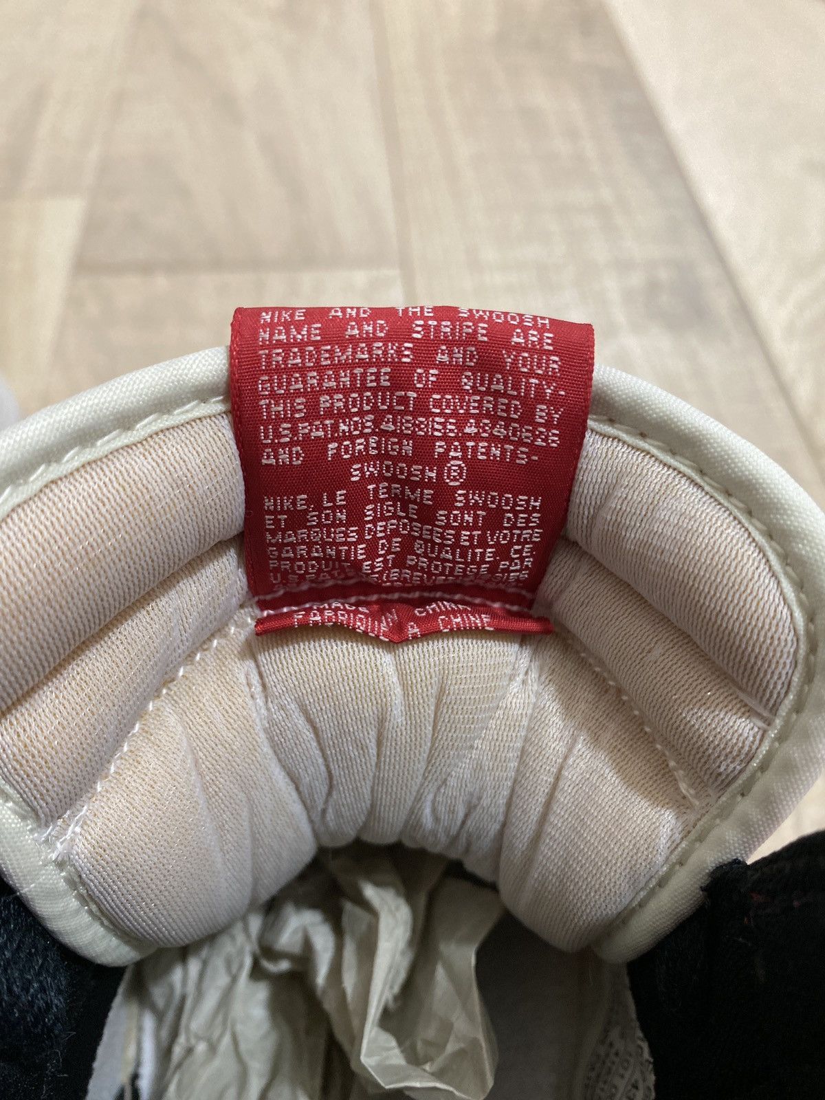 Jordan Brand × Nike 1994 Nike Air Jordan 1 Chicago. BRAND NEW WITH BOX Size US 9.5 / EU 42-43 - 11 Thumbnail