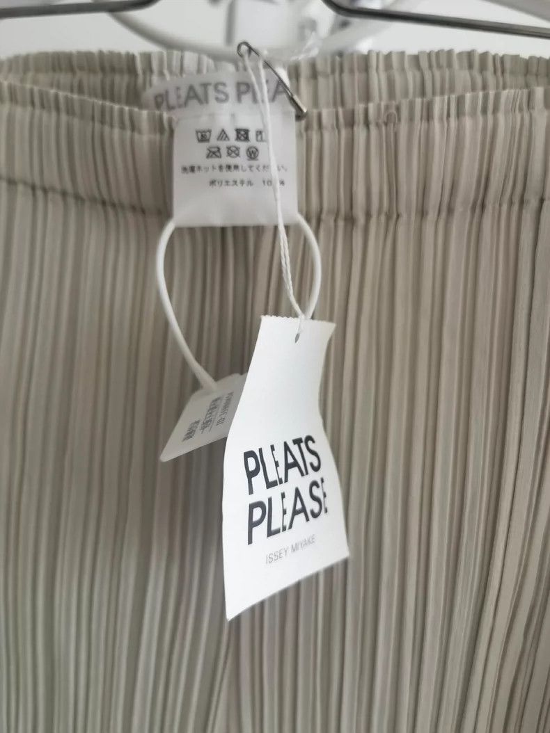 Issey Miyake Issey Miyake size:5 White pleated pants Size 42" / US 20 - 3 Thumbnail