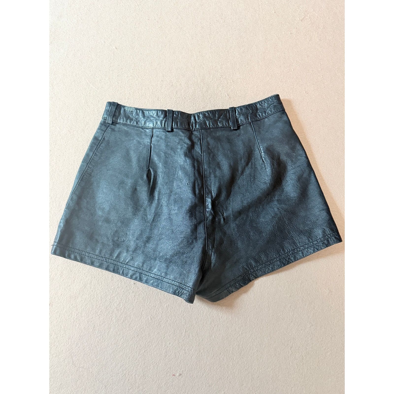 Other Vintage leather black shorts leather king small 26W grunge Size 26" / US 2 / IT 38 - 12 Thumbnail