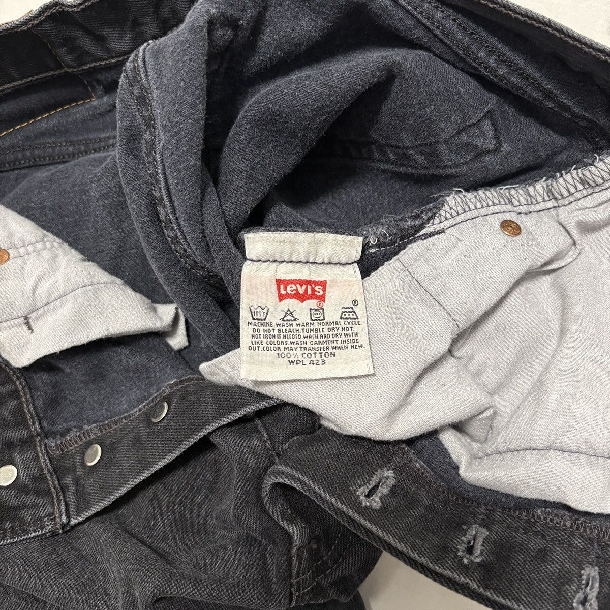 Levi's VTG 90s Levi’s 501 Straight Leg Button Fly Black Jeans 30x30 Size US 30 / EU 46 - 6 Thumbnail