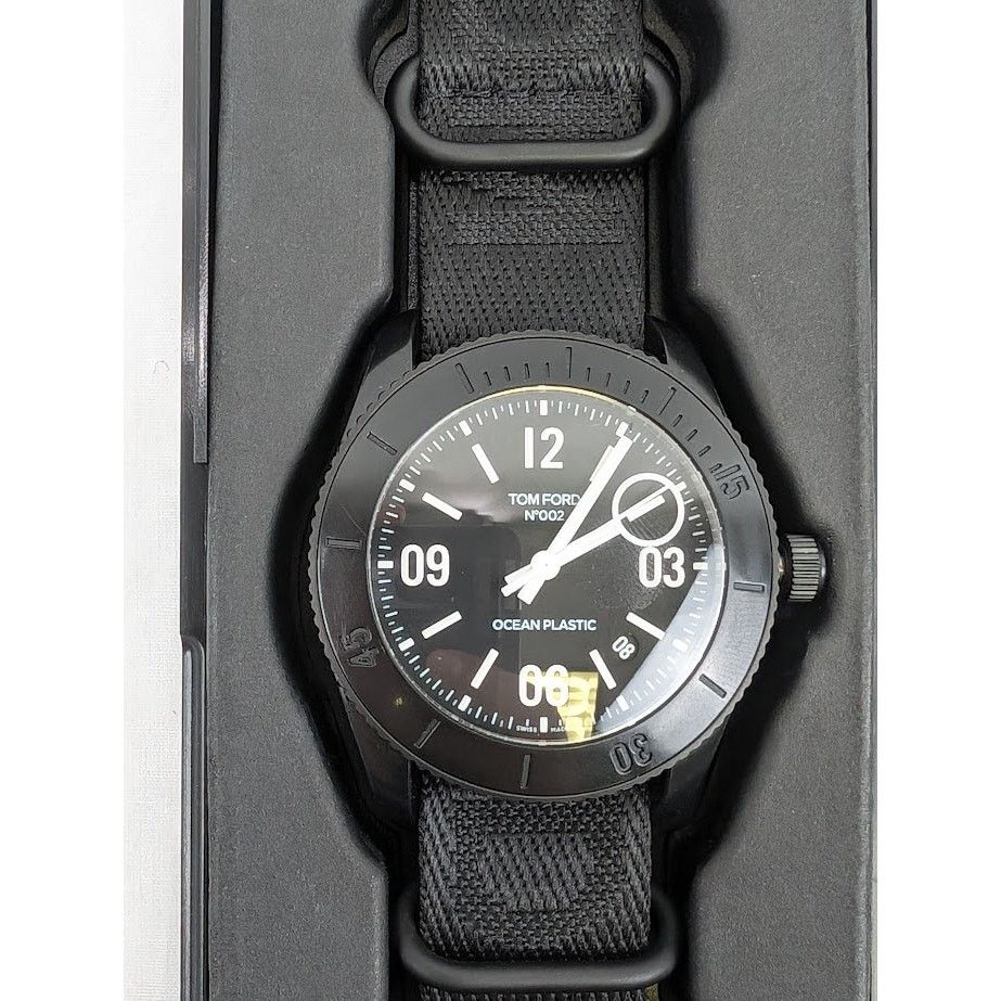 Tom Ford o1rshd1 Size: OS / Plastic Large Case Sports Watch in Black Size ONE SIZE - 3 Thumbnail