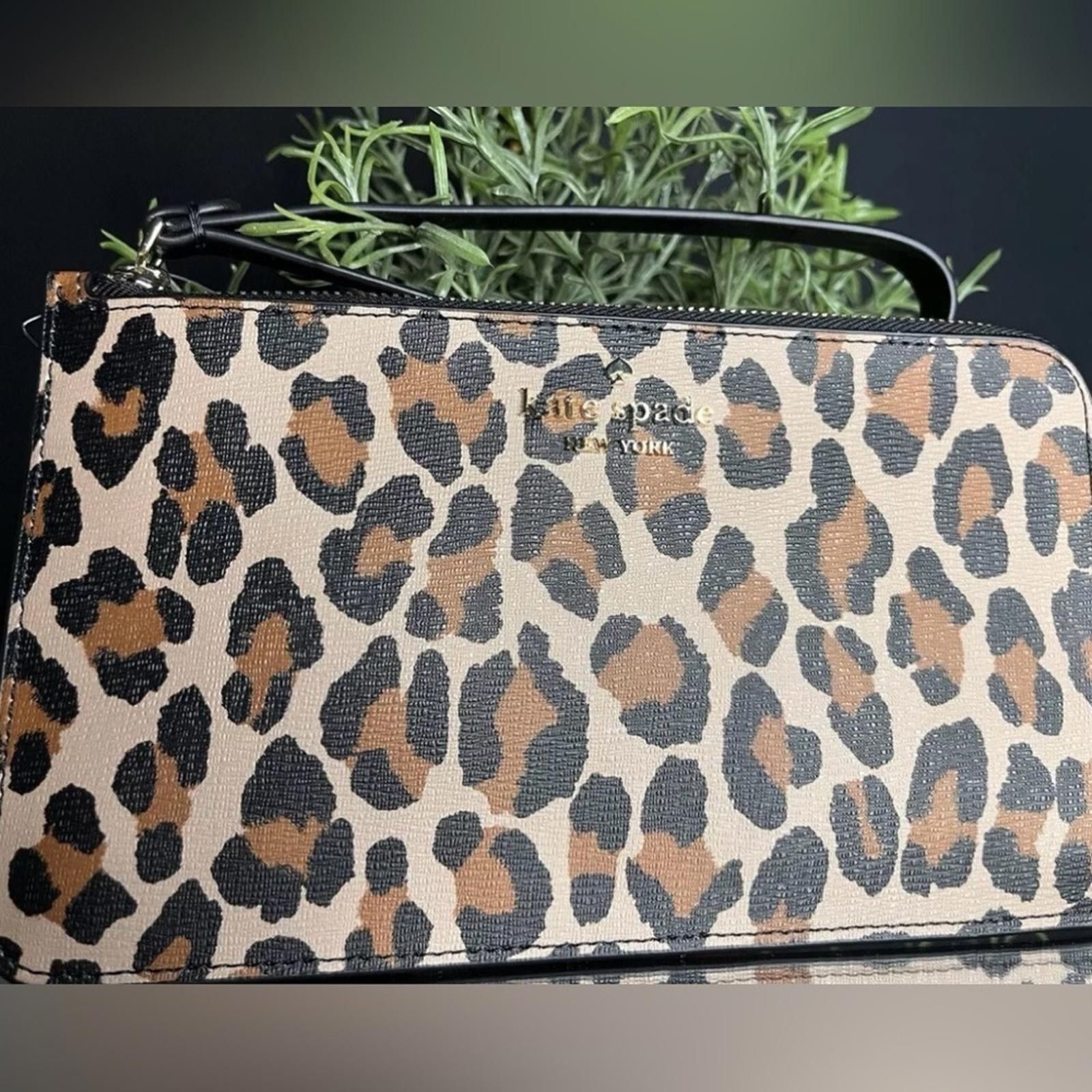 Kate Spade Kate Spade Lucy Medium L-Zip Leopard Print Wristlet Size ONE SIZE - 2 Thumbnail