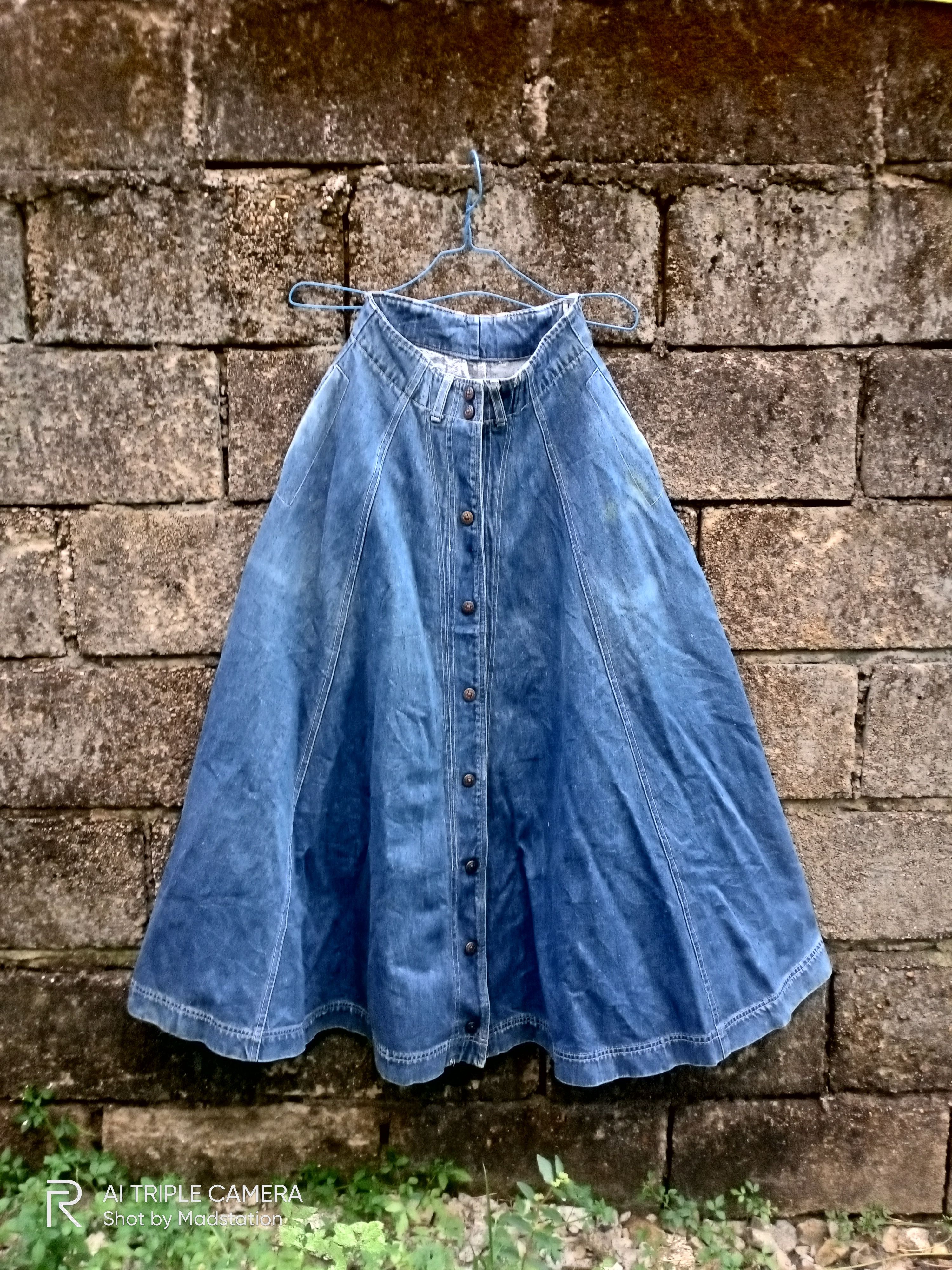 image of Avant Garde Lipstar Boutique Denim Skirt in Blue, Women's (Size 24)
