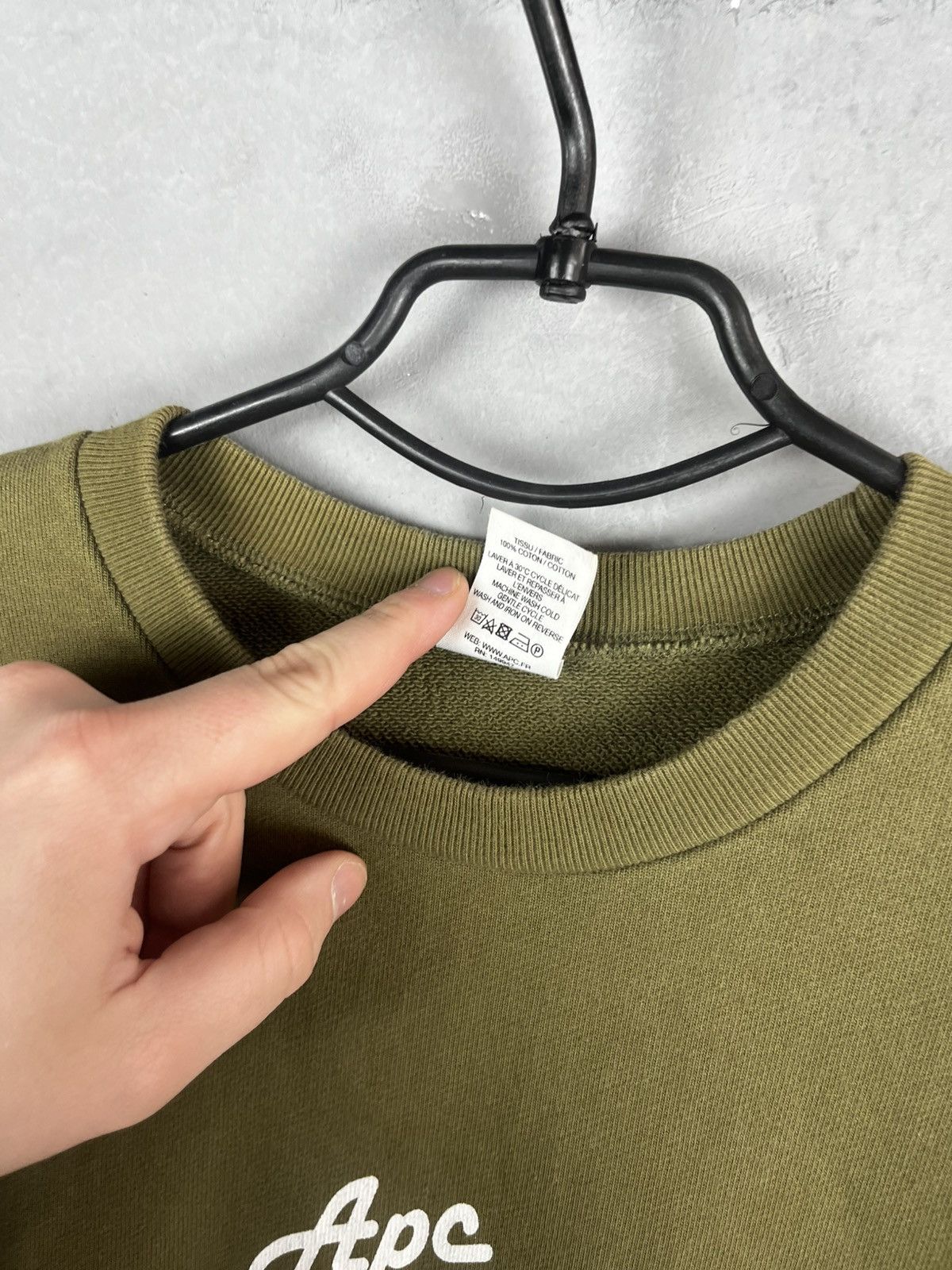 A.P.C. A.P.C sweatshirt size m Size US M / EU 48-50 / 2 - 4 Thumbnail