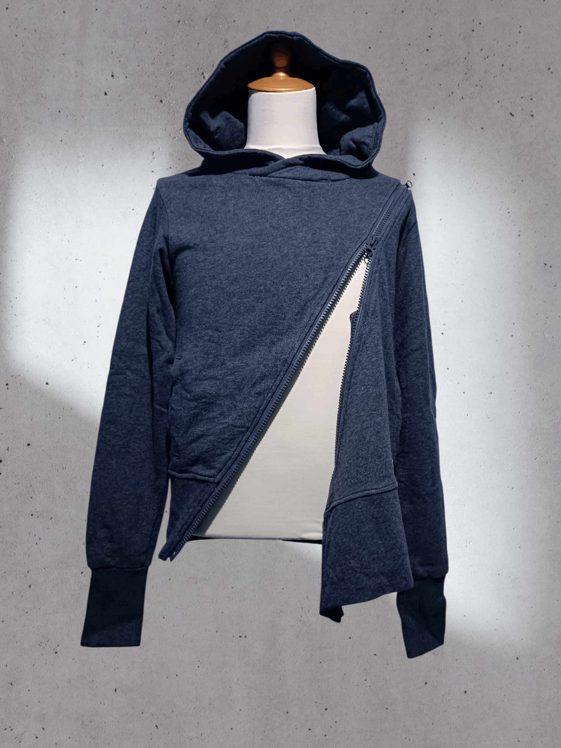 Japanese Brand Asymmetrical Zip Hoodie Sweater Size US M / EU 48-50 / 2 - 1 Thumbnail
