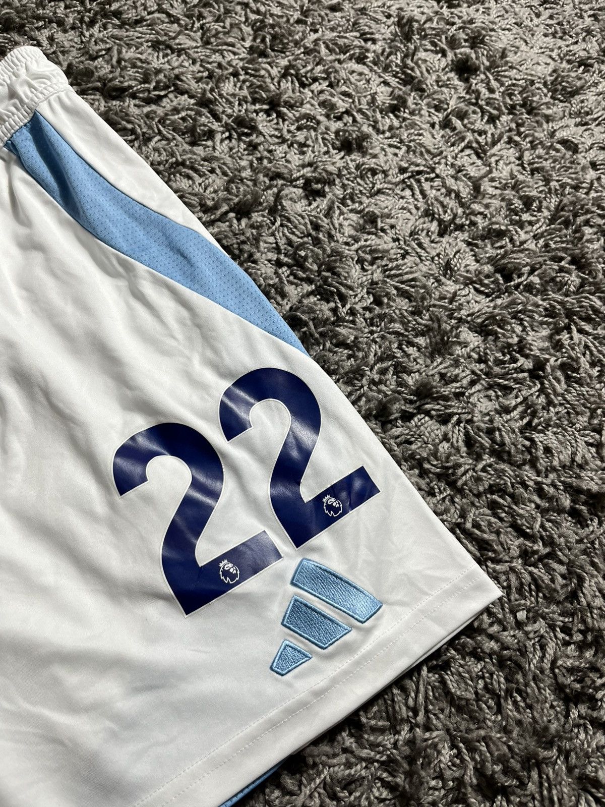 Adidas NOTTINGHAM FOREST 2023/24 POLYESTER AWAY FOOTBALL SHORTS Size US 32 / EU 48 - 3 Thumbnail