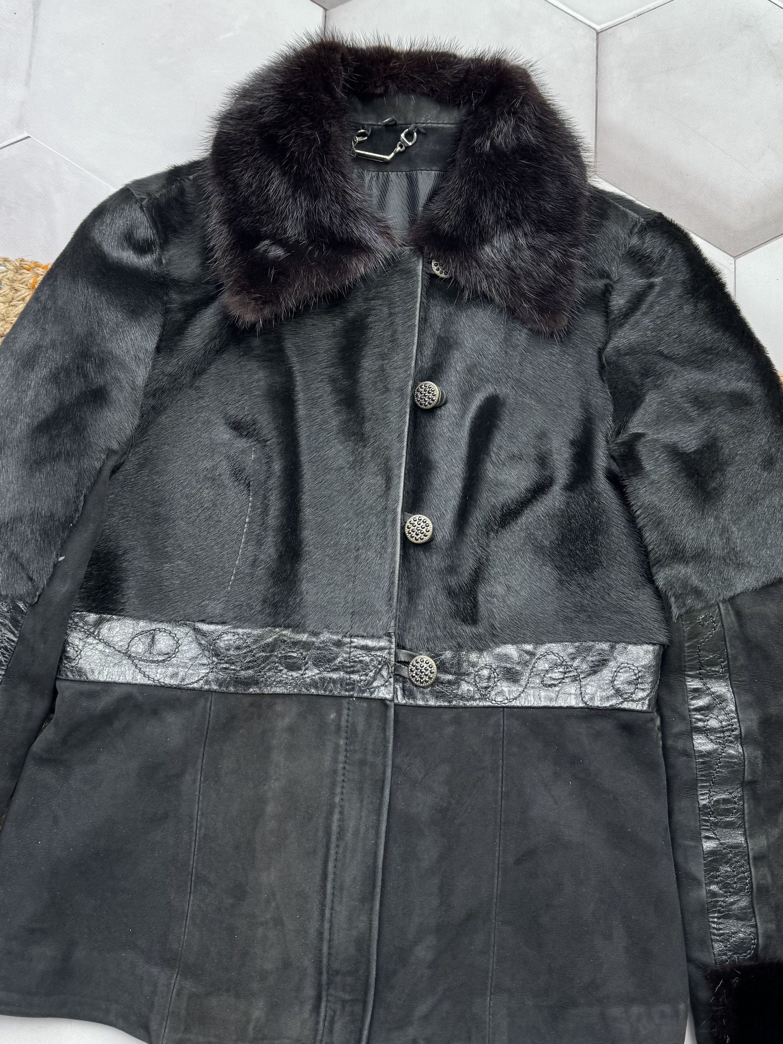 Japanese Brand Vintage Suede/Real Fur Cropped Jacket (E4) Size XS / US 0-2 / IT 36-38 - 4 Thumbnail