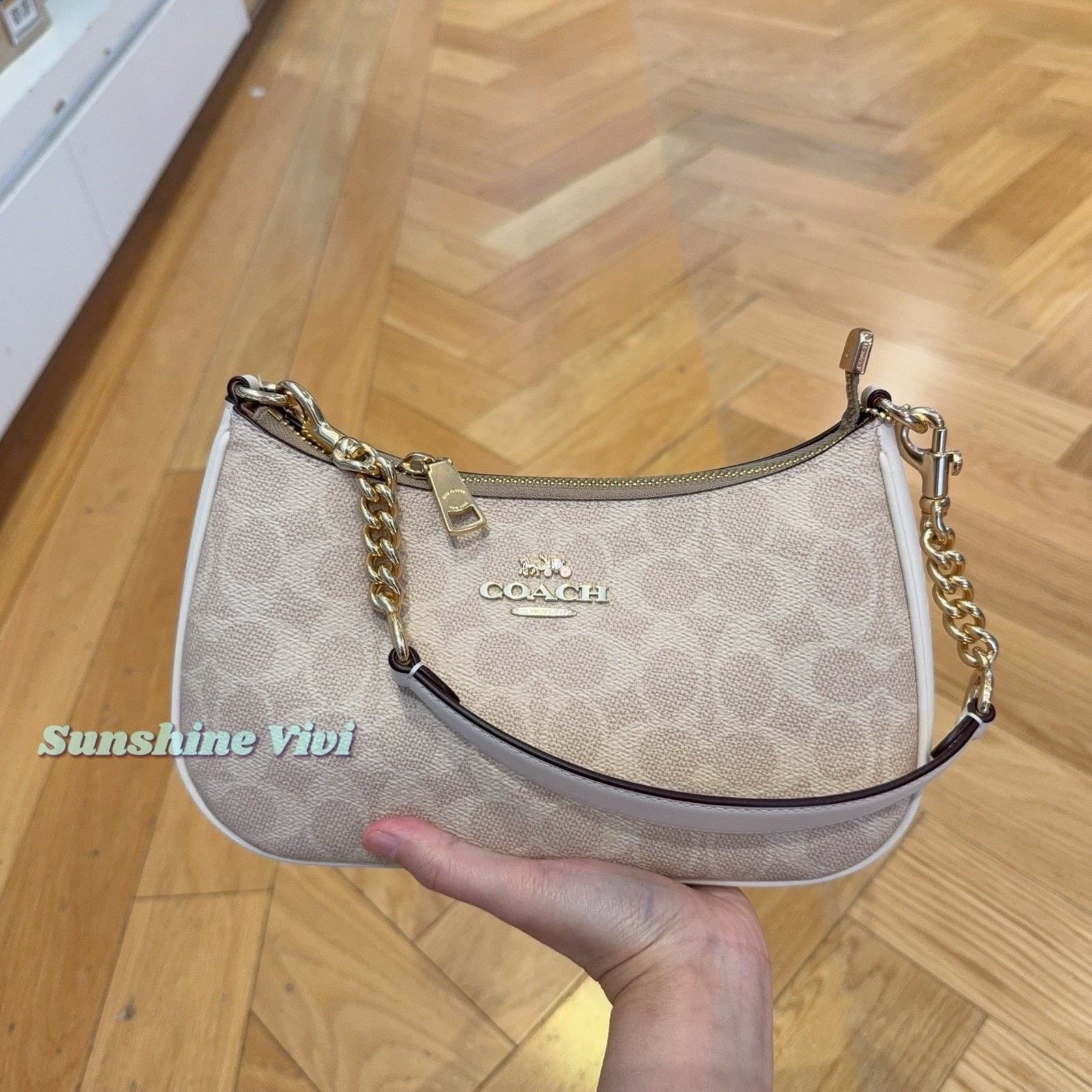 Coach NWT Coach Teri Shoulder Bag Signature Canvas CV933 Chalk Size ONE SIZE - 1 Thumbnail