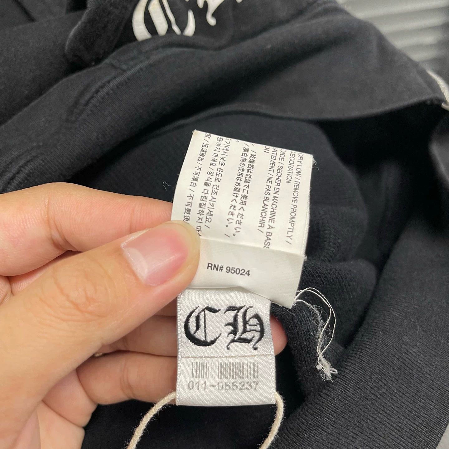 Chrome Hearts Chrome Hearts Horseshoe Script Arm Zip Jacket M Mint Size US M / EU 48-50 / 2 - 8 Thumbnail