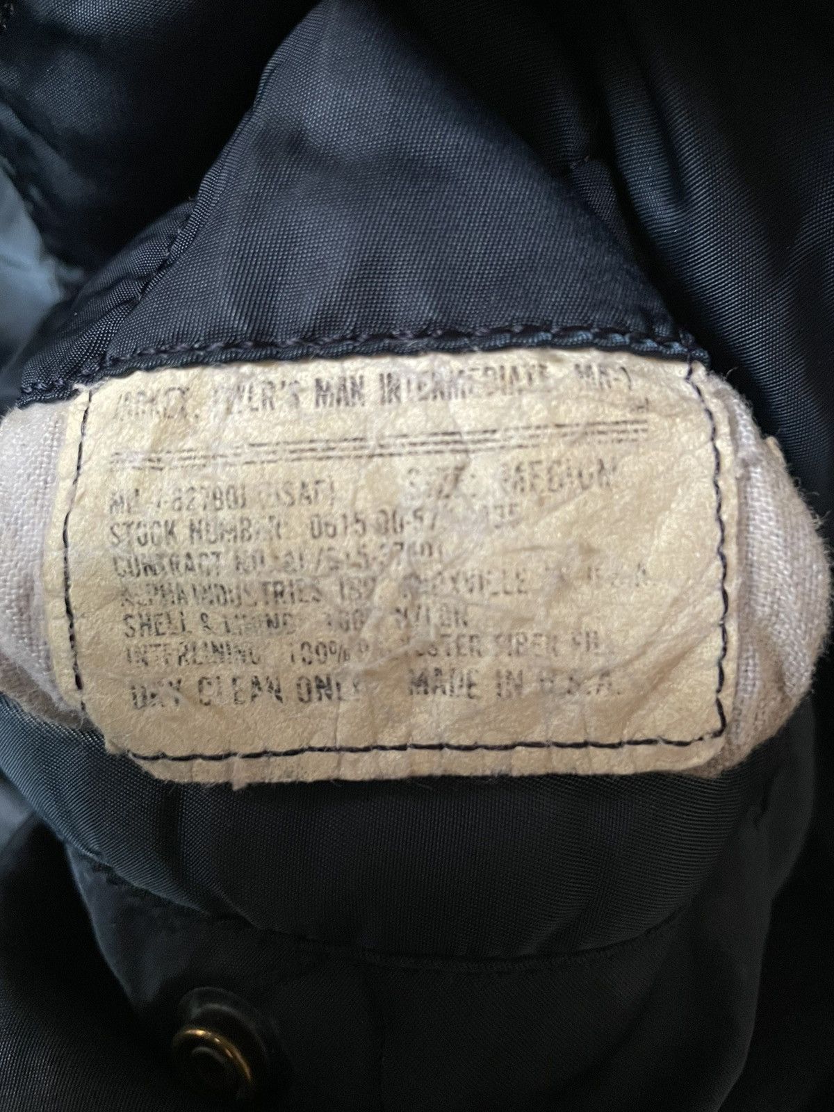 Alpha Industries Vintage Alpha Industries MA-1 Flight Bomber Jacket Military Size US M / EU 48-50 / 2 - 11 Thumbnail