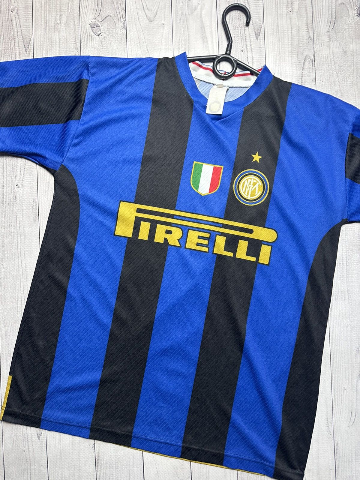 Vintage Vintage Inter Milan soccer jersey size L 8 Ibrahimovic Size US L / EU 52-54 / 3 - 5 Thumbnail
