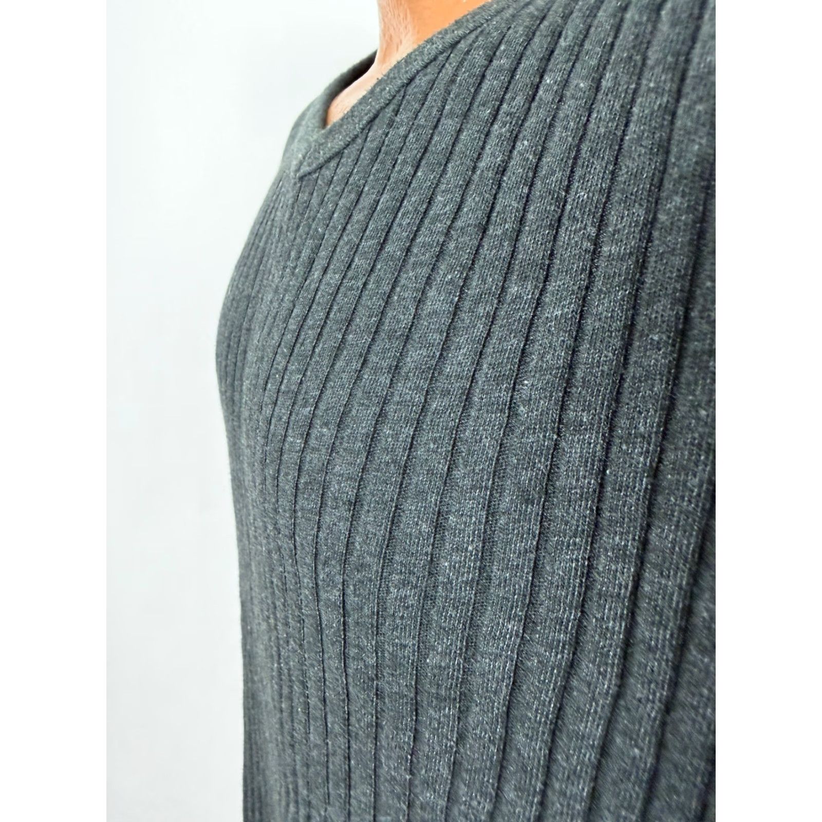 Vintage VINTAGE Unionbay V-Neck Shirt Men XL 90s Gray Ribbed Stretch Lightweight Short Sleeve T-Shirt Mens Size US XL / EU 56 / 4 - 5 Thumbnail