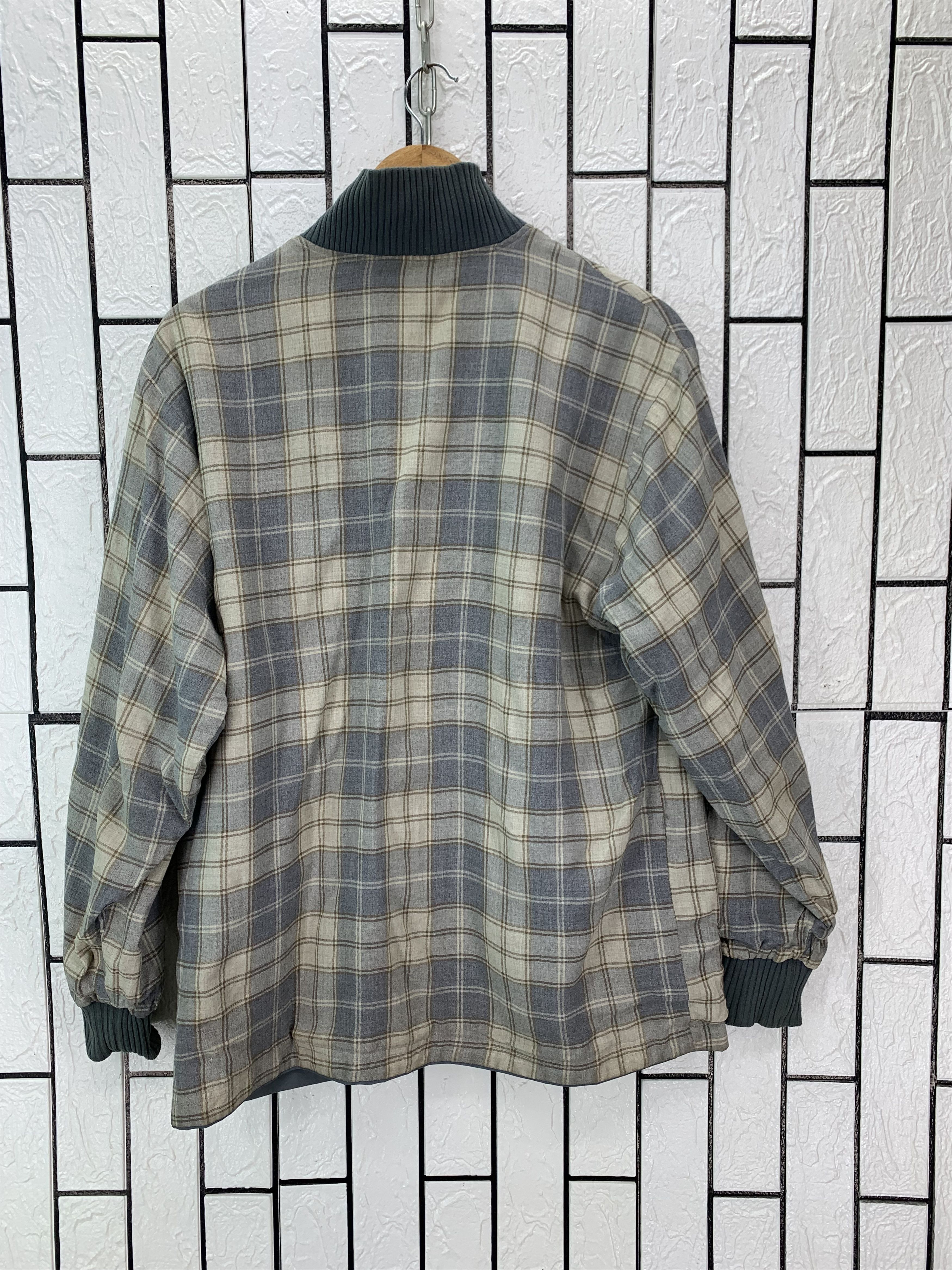 Japanese Brand Vintage Reversible Plaid/Plain Jacket Size US S / EU 44-46 / 1 - 5 Thumbnail