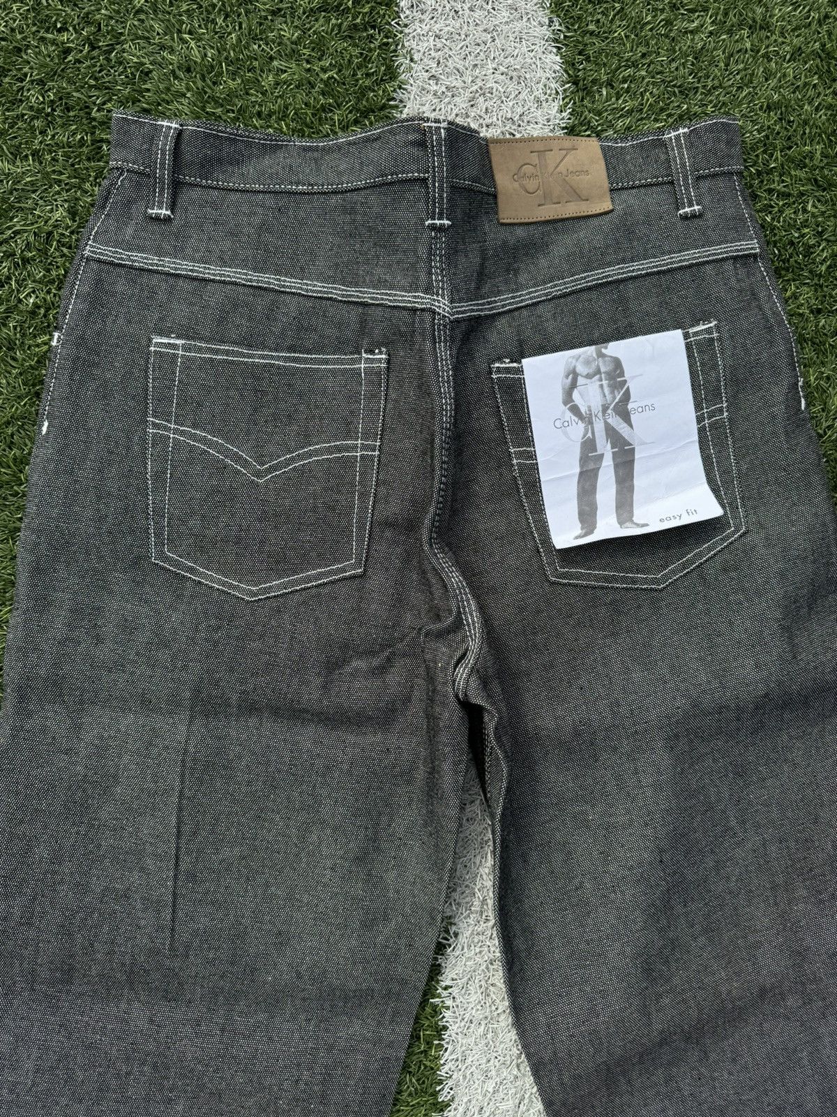 Calvin Klein × Vintage Vintage Calvin Klein Y2K Silver Baggy Denim Jeans Size US 34 / EU 50 - 4 Thumbnail