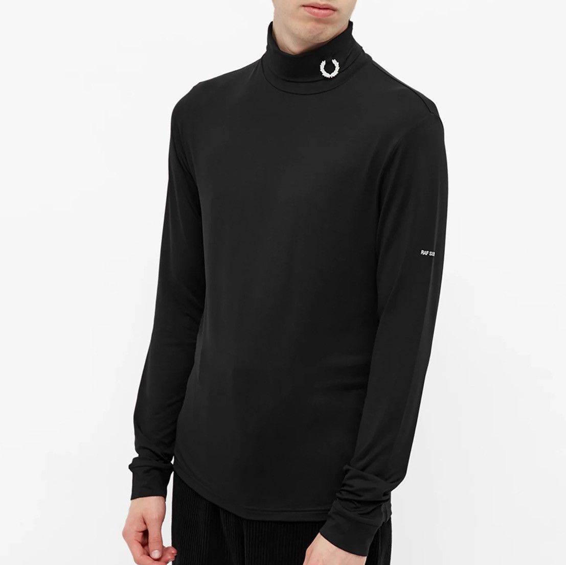 Fred Perry × Raf Simons FRED PERRY X RAF SIMONS LOGO TURTLENECK 🖤 Size US S / EU 44-46 / 1 - 2 Thumbnail