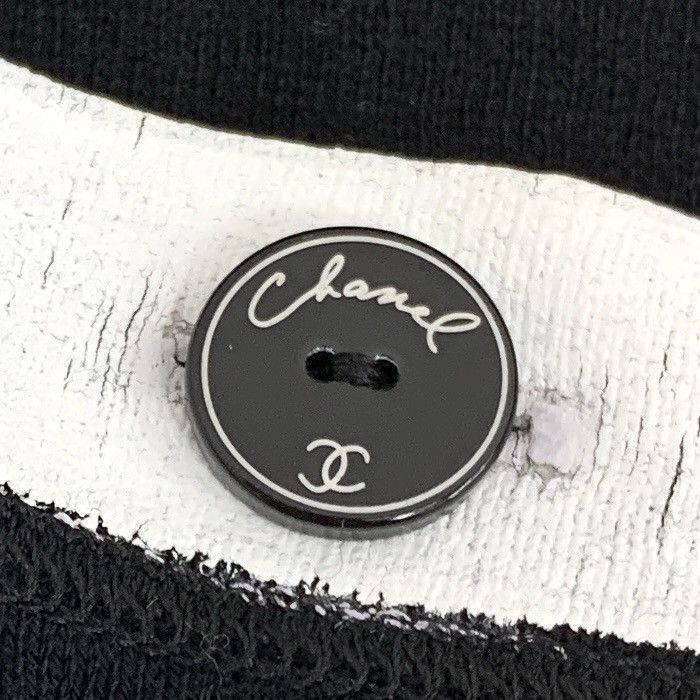 Chanel Chanel Black Lion Firework Print Short Sleeve T-Shirt K26WX Size M / US 6-8 / IT 42-44 - 6 Thumbnail
