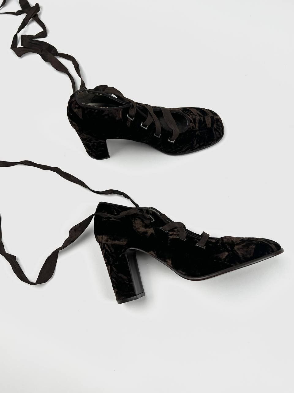 Kenneth Cole Kenneth Cole Lace Up Velvet Heels Size US 9 / IT 39 - 1 Thumbnail