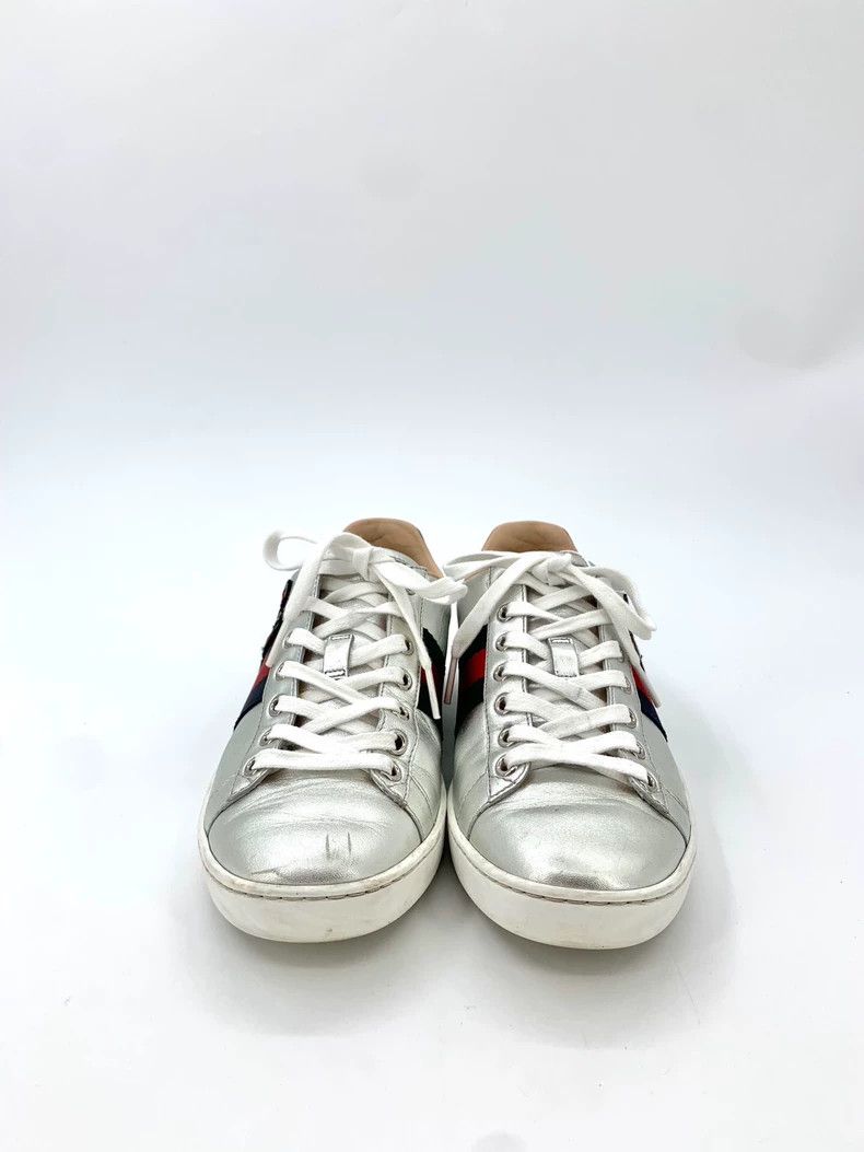 Gucci Gucci Size 36 Ace Series Silver Leather Red Tail Puppy Embr Size US 5 / EU 37 - 3 Thumbnail